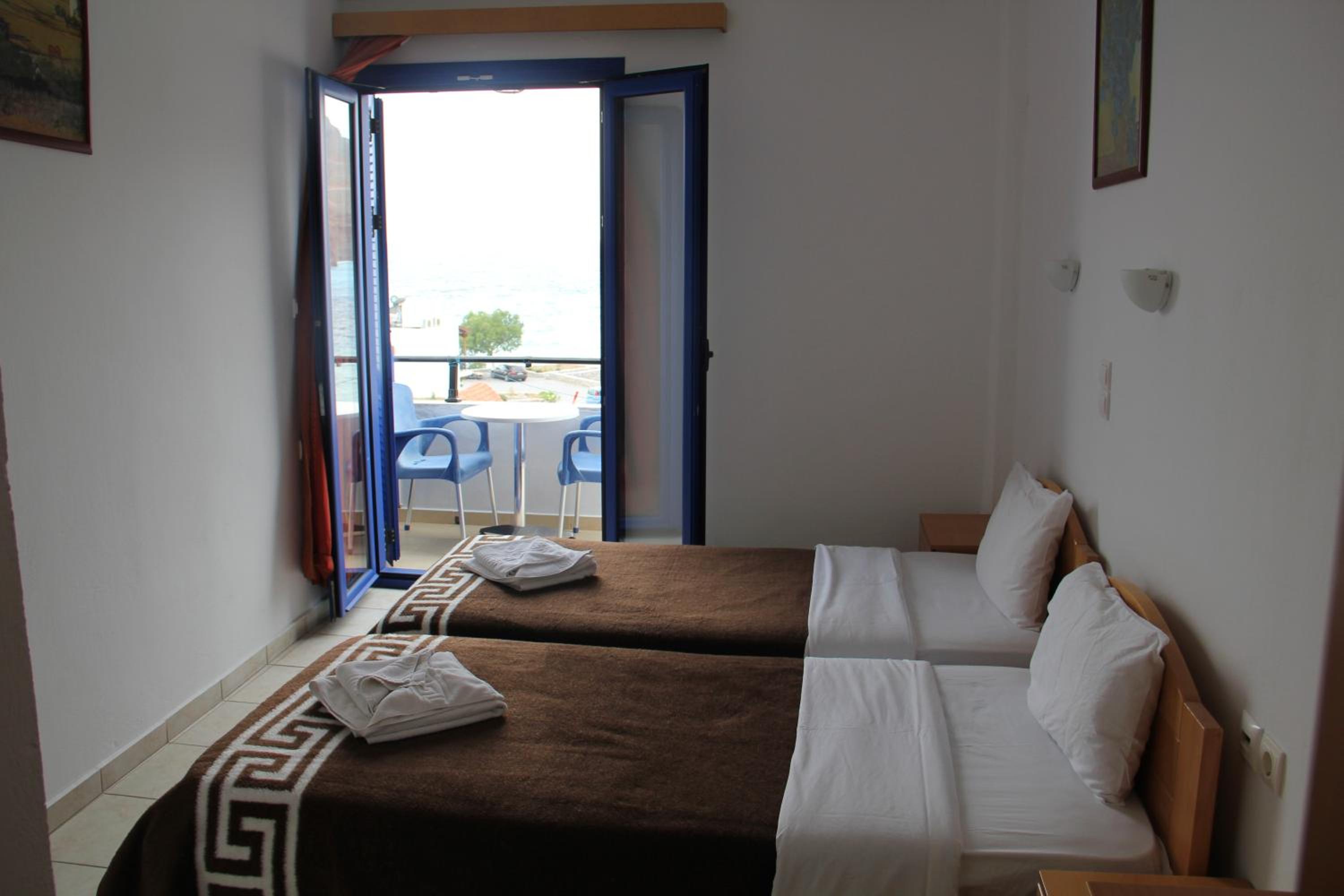 Superior Double or Twin Room with Sea View - Photo 18