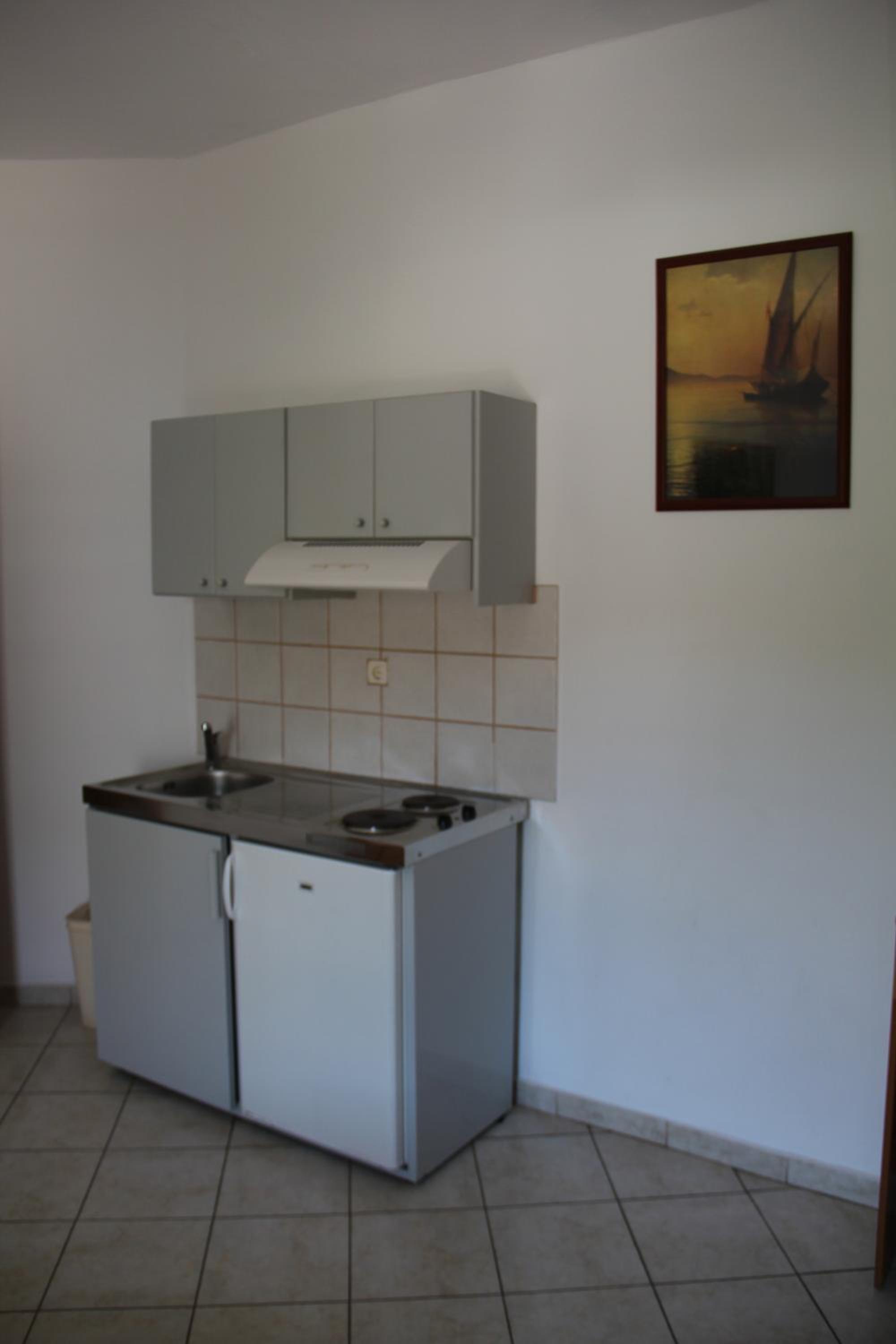 Two-Bedroom Apartment - Photo 9
