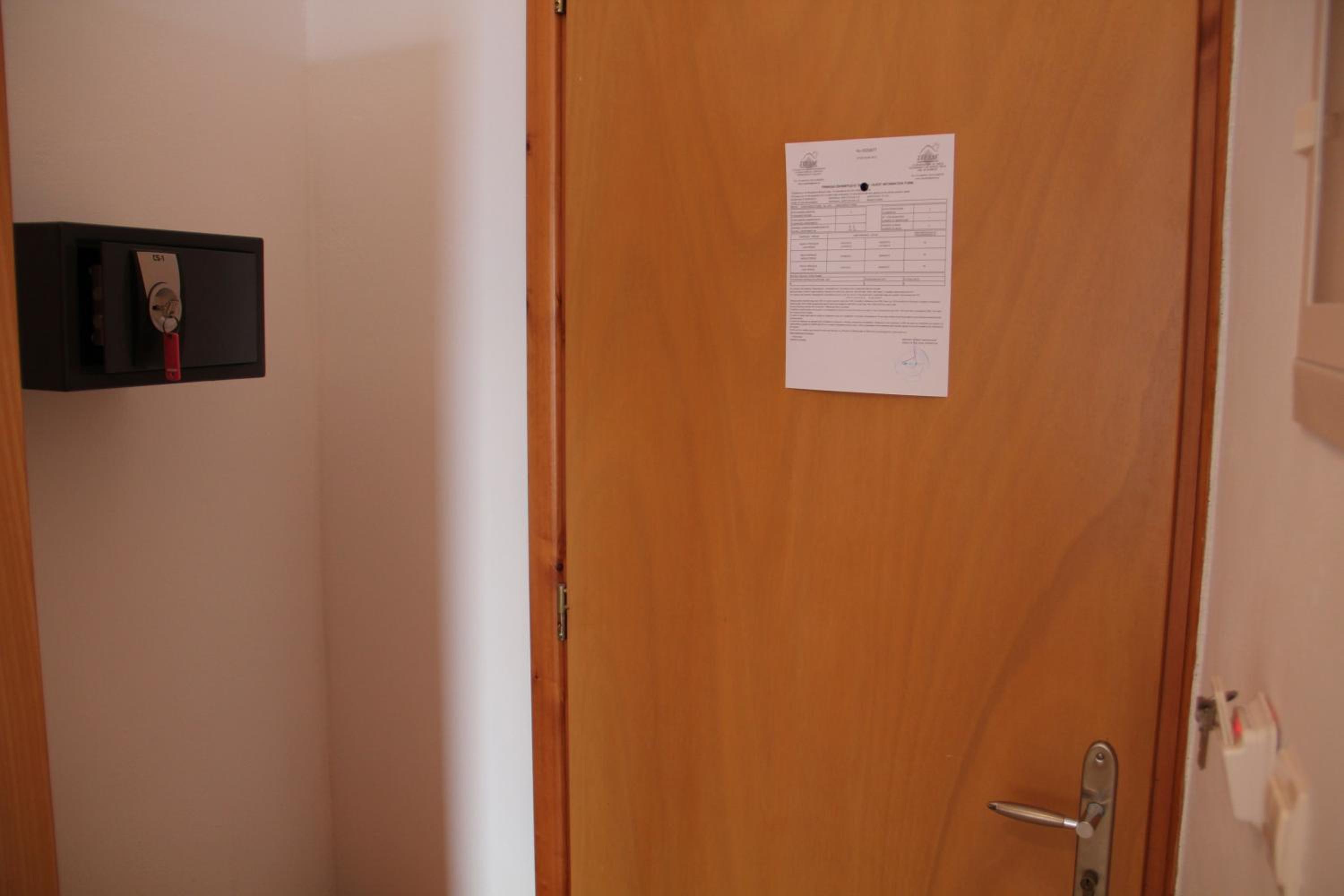 Superior Double or Twin Room with Sea View - Photo 21