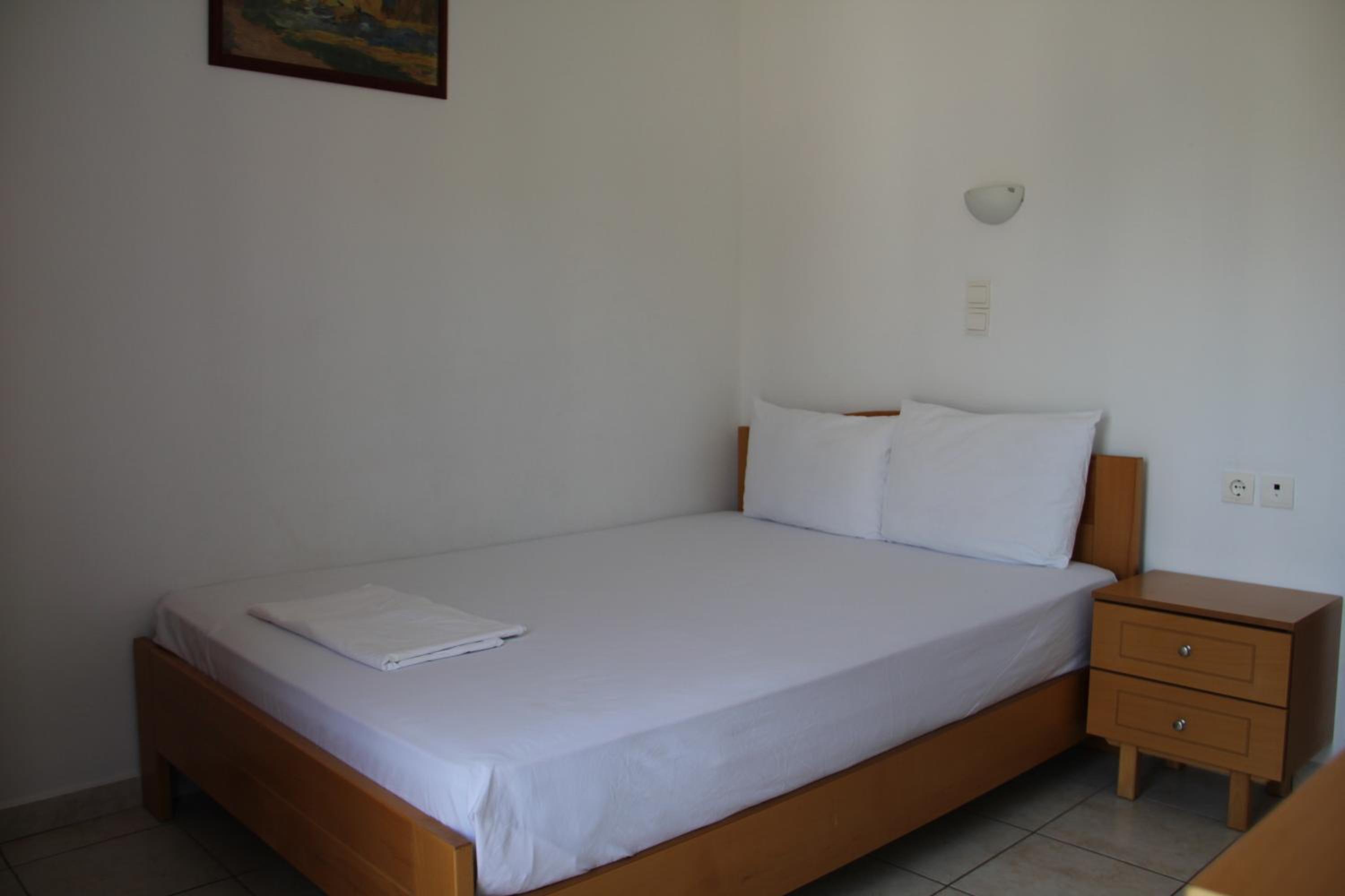 Two-Bedroom Apartment - Photo 11