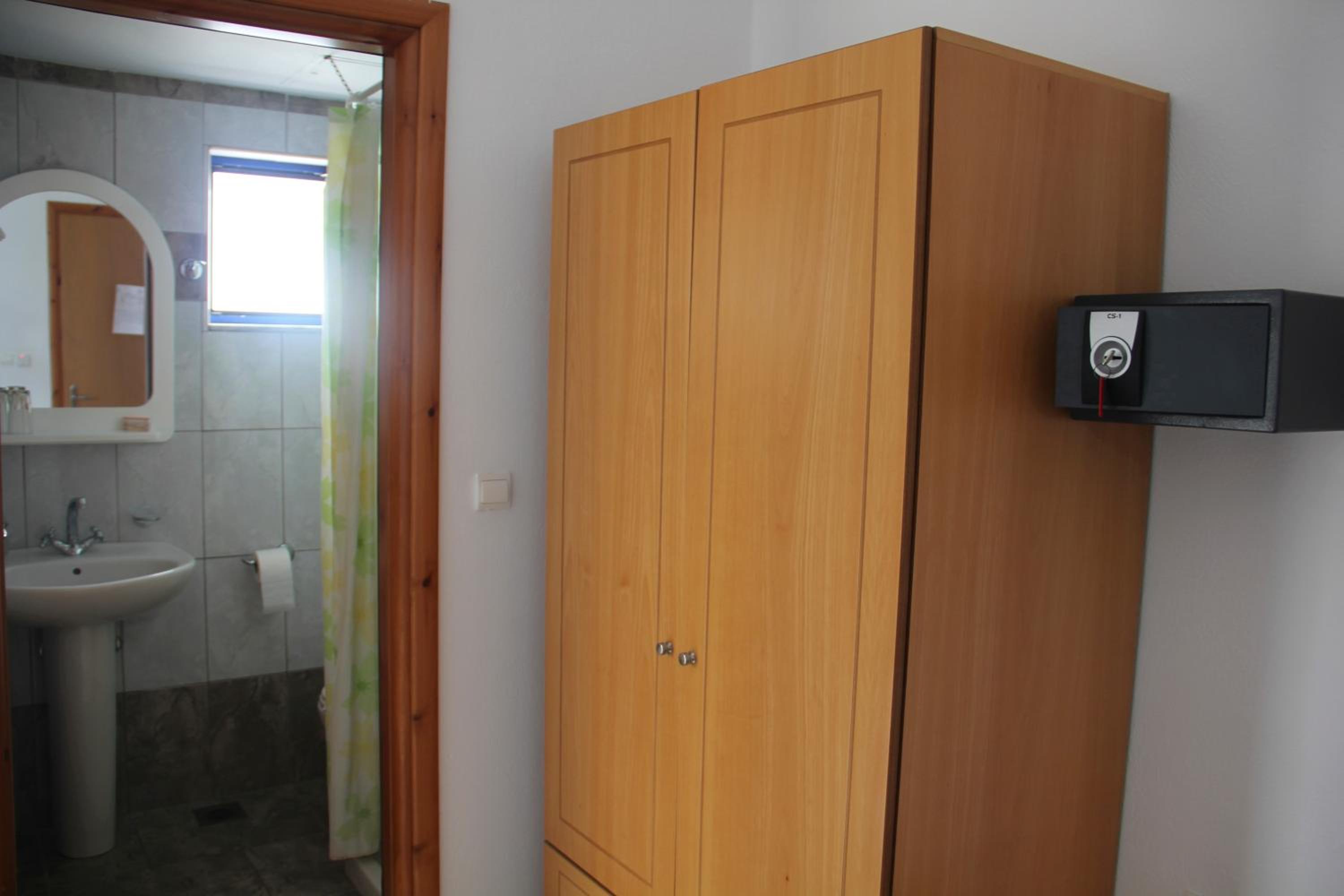 Superior Double or Twin Room with Sea View - Photo 5