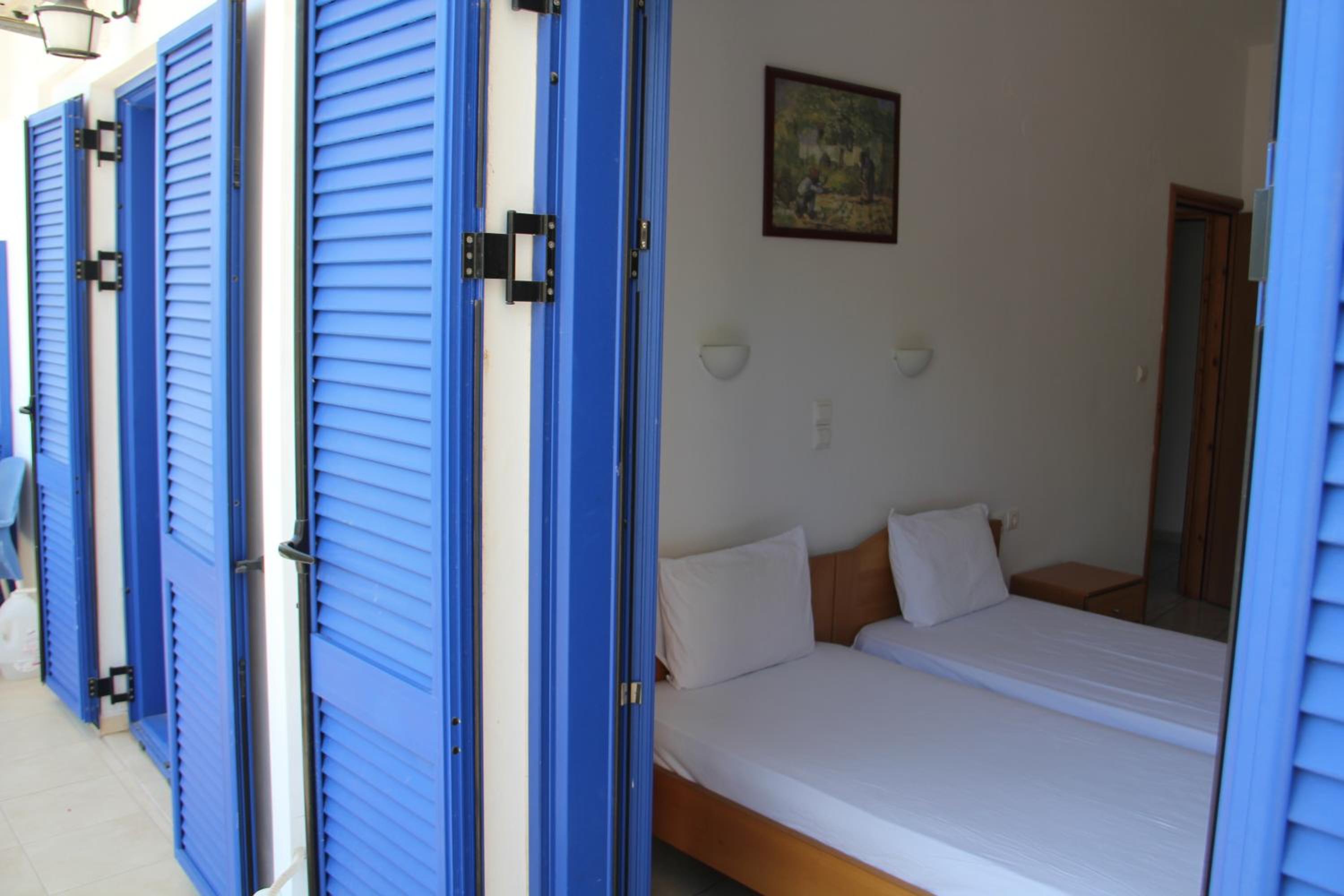 Two-Bedroom Apartment - Photo 4