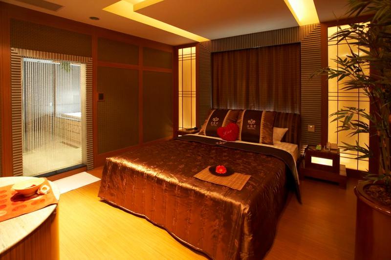 Standard Queen Room photo 1