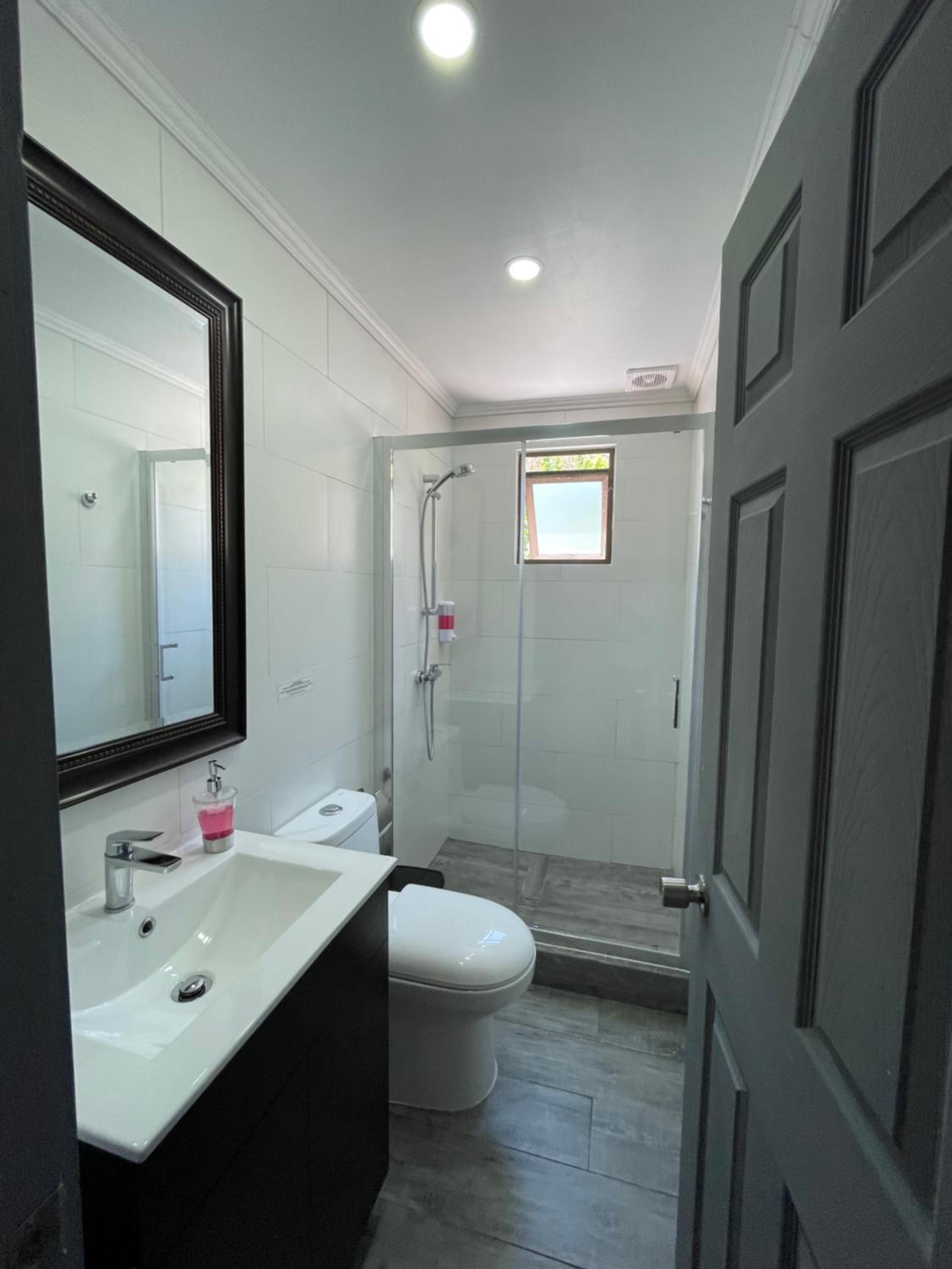 Double Room with Private Bathroom photo 2