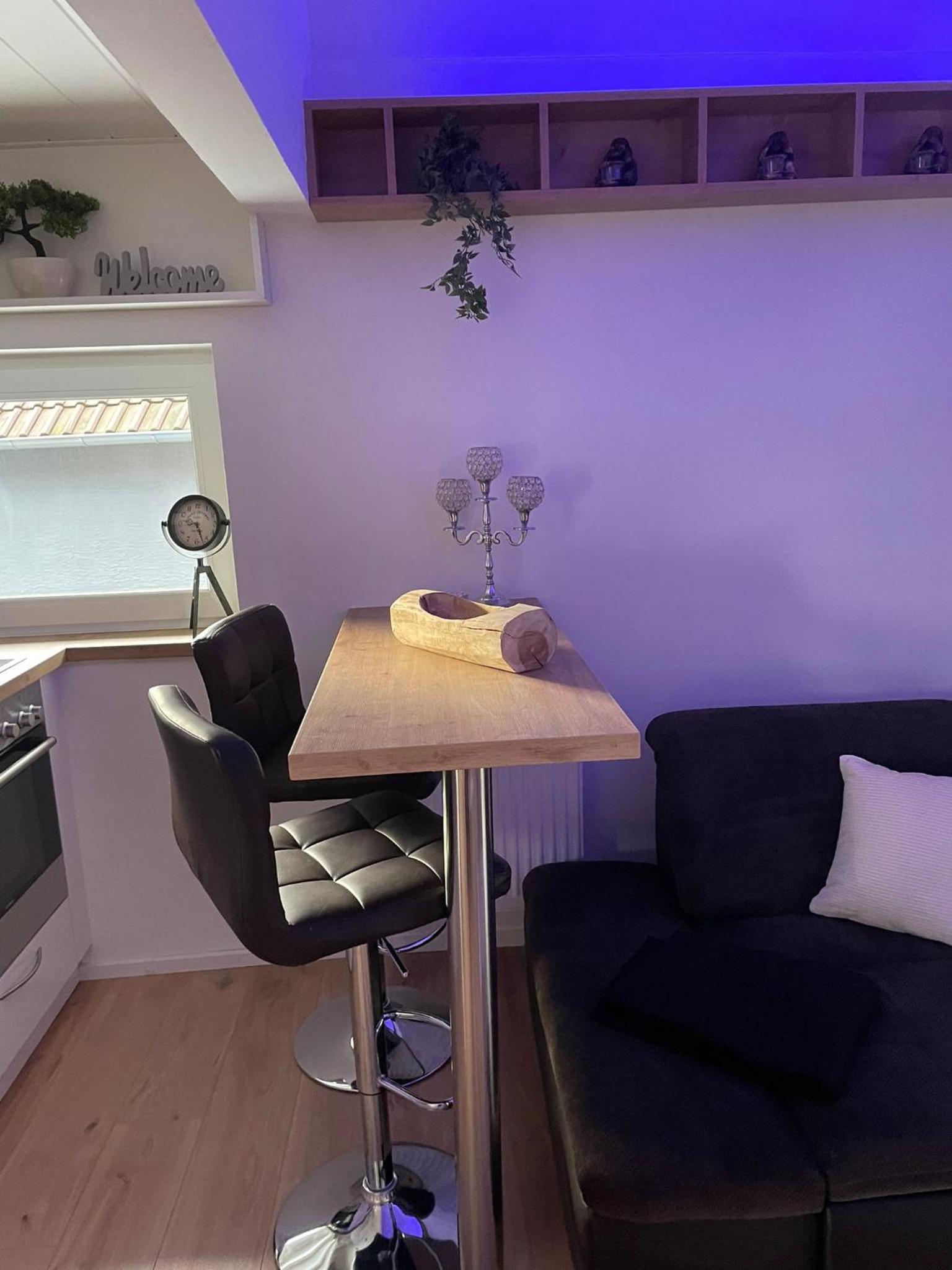 One-Bedroom Apartment - Photo 6