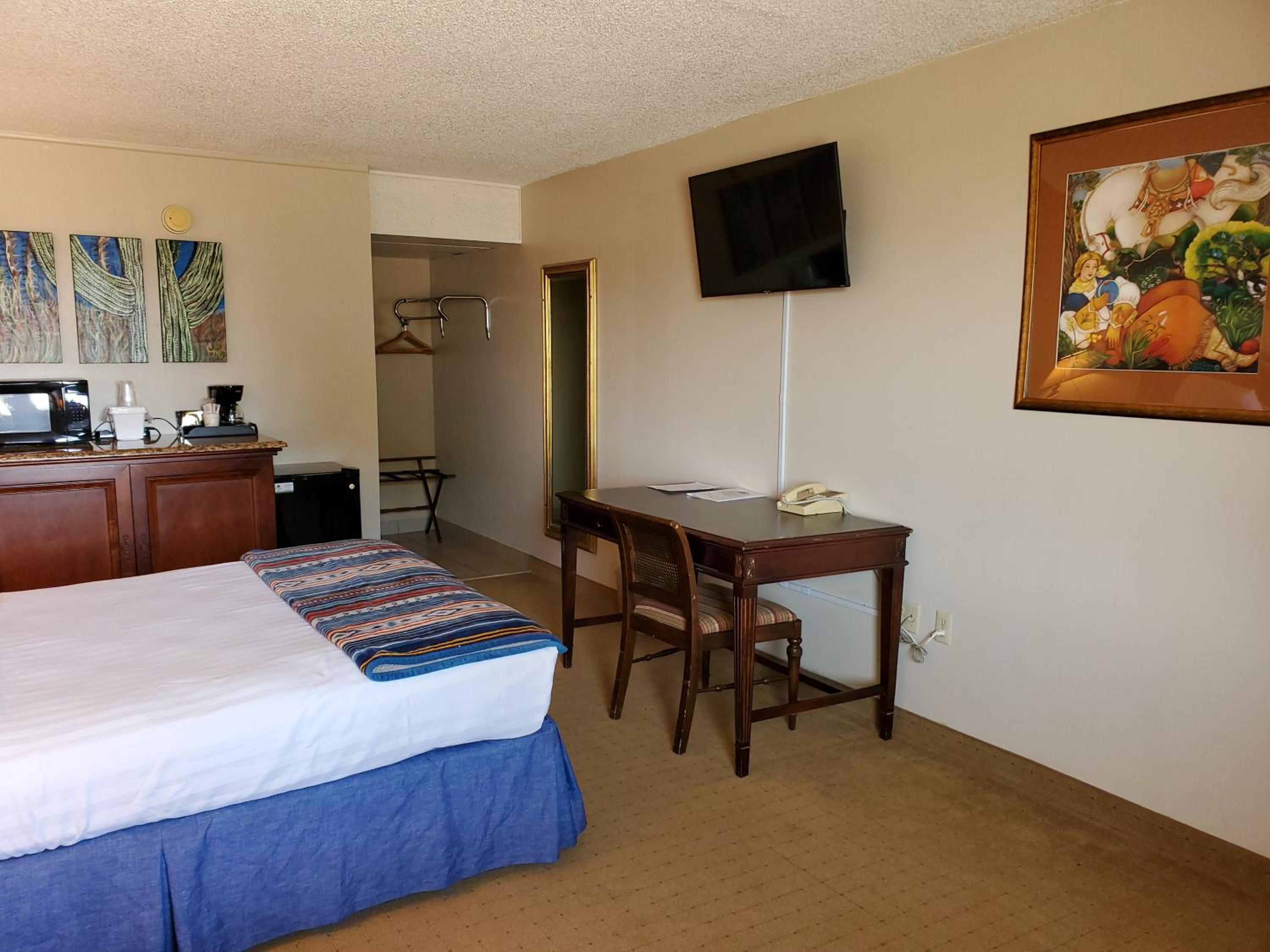 Deluxe Queen Room photo 3