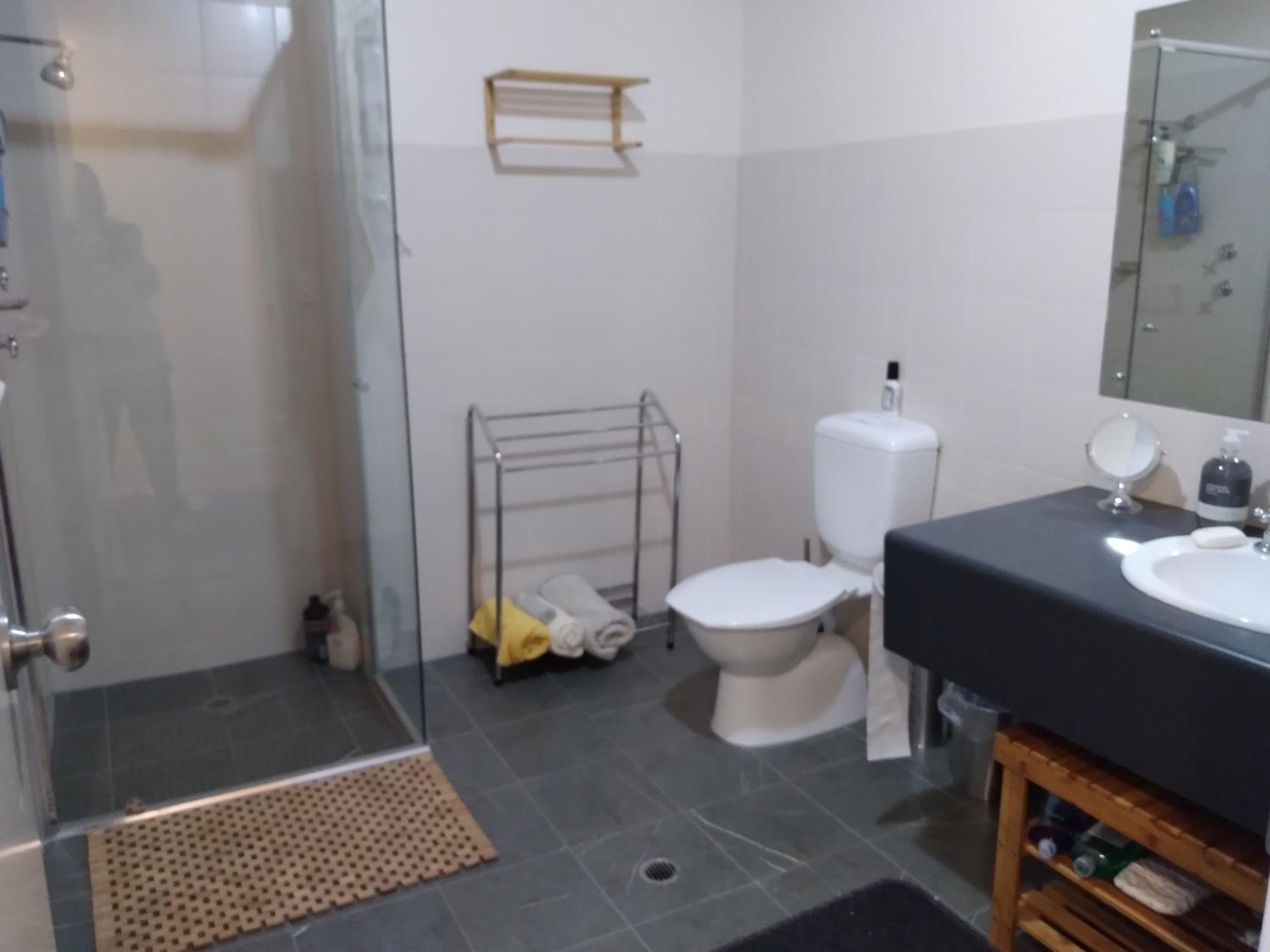 Two-Bedroom Apartment - Photo 21