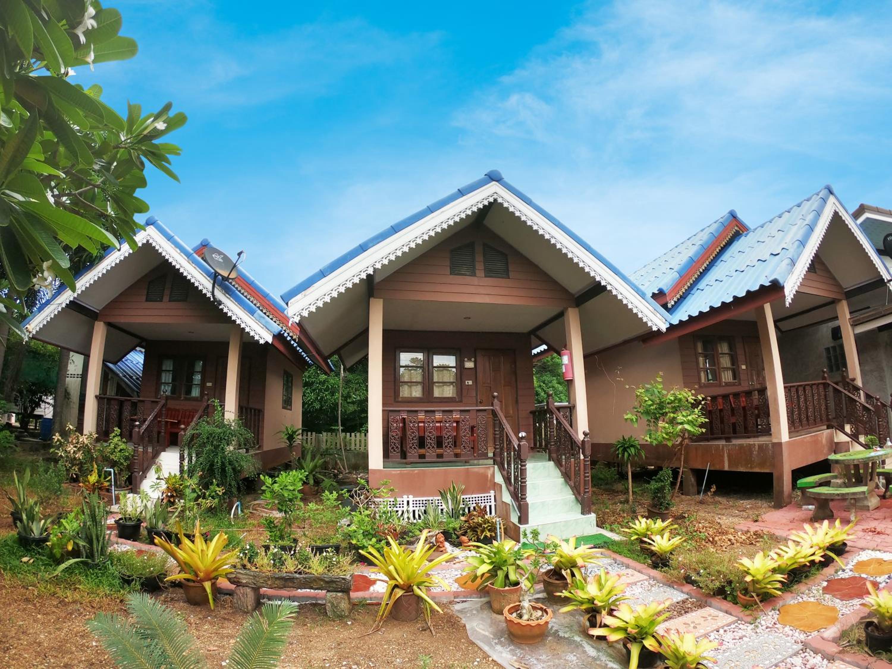 Double Room with Balcony - Photo 13