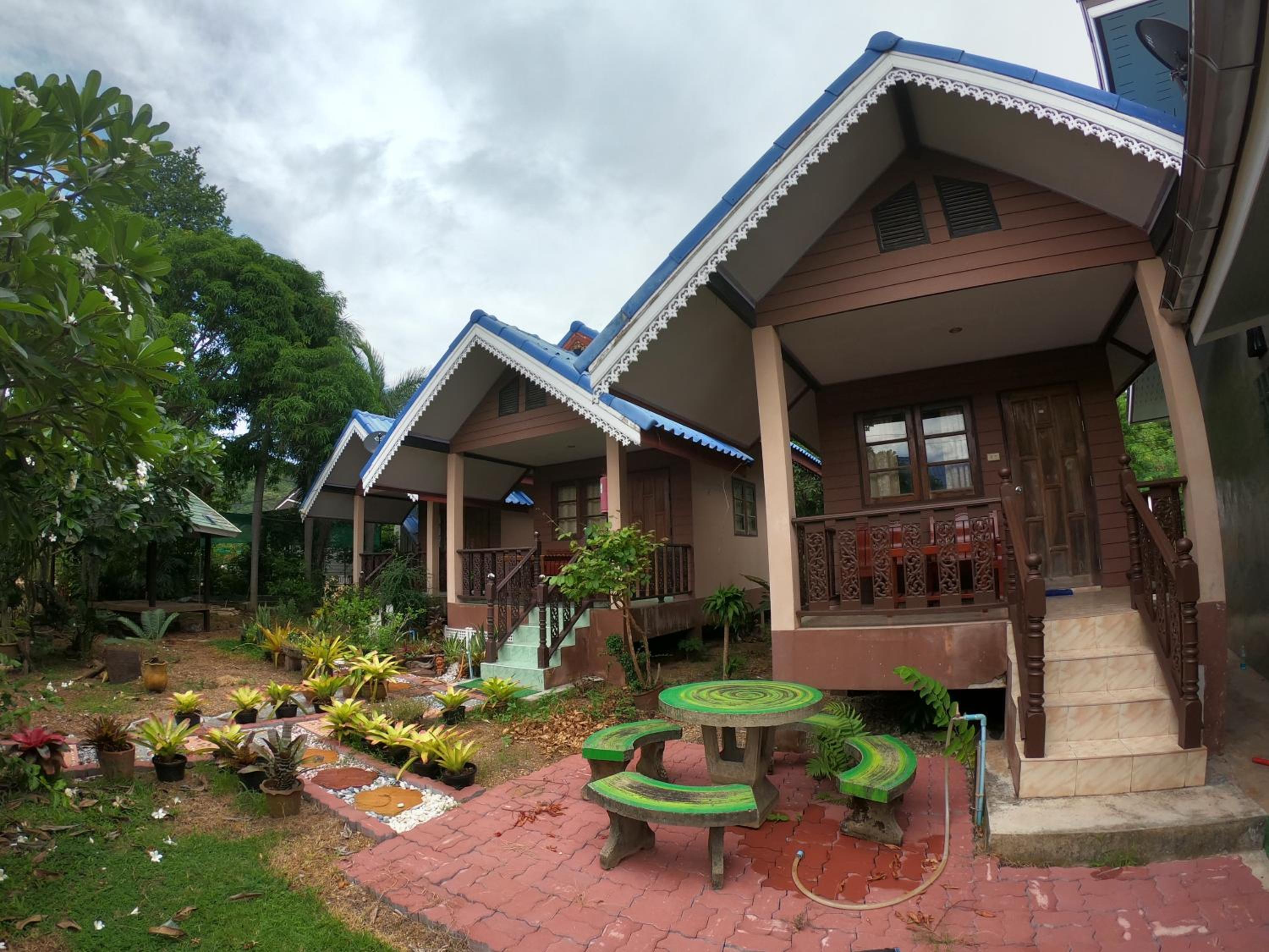 Double Room with Balcony - Photo 6