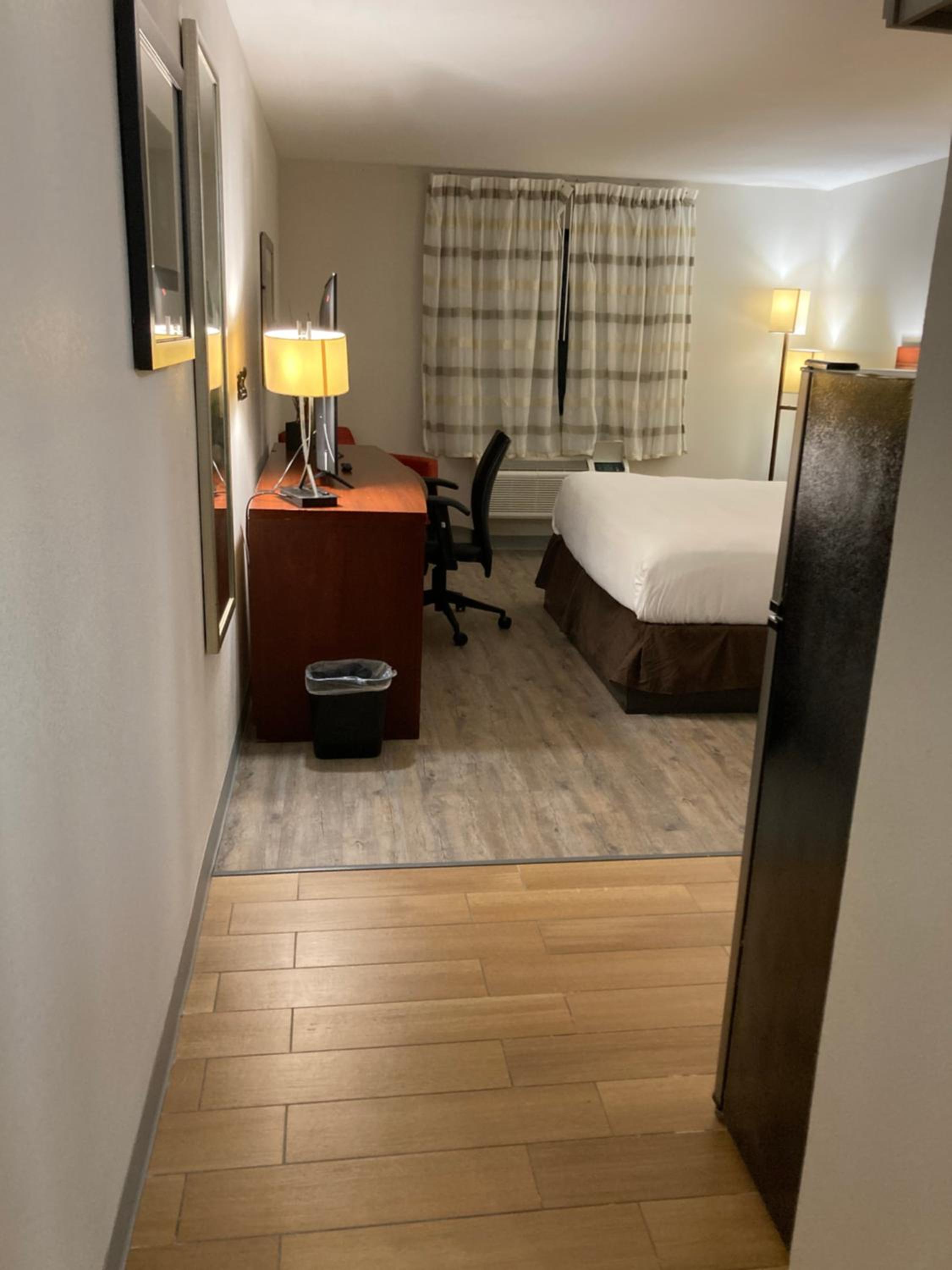 Double Room - Photo 1