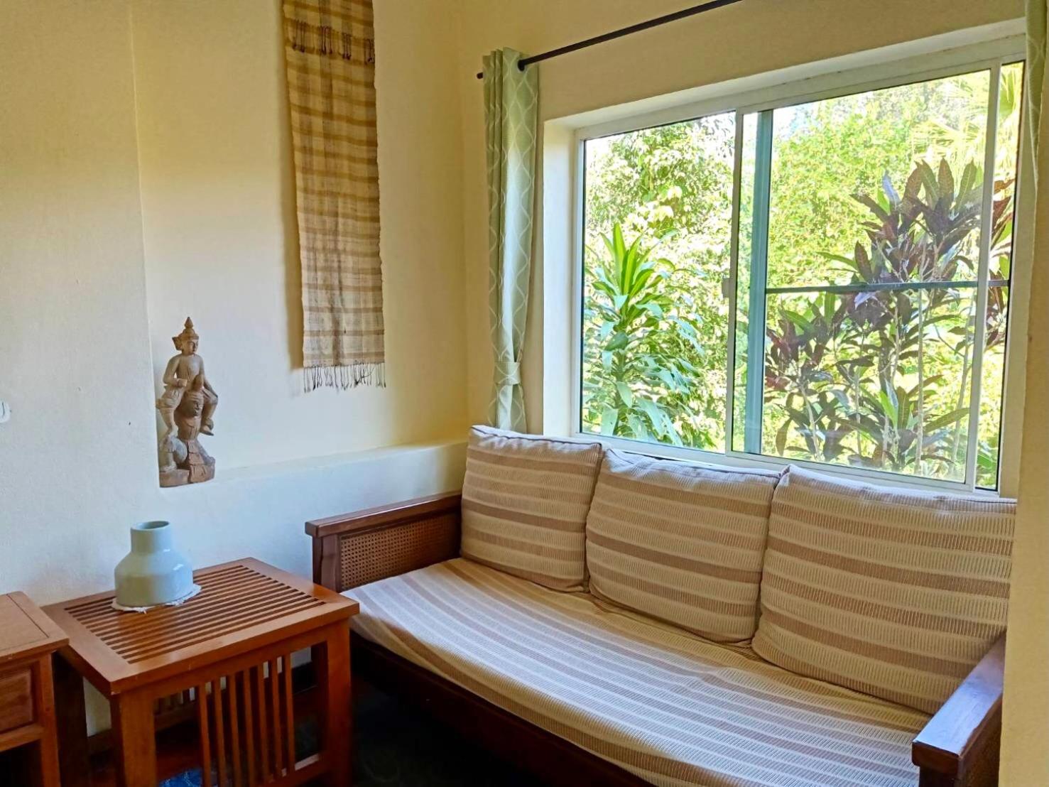 Queen Room with Balcony - Photo 2