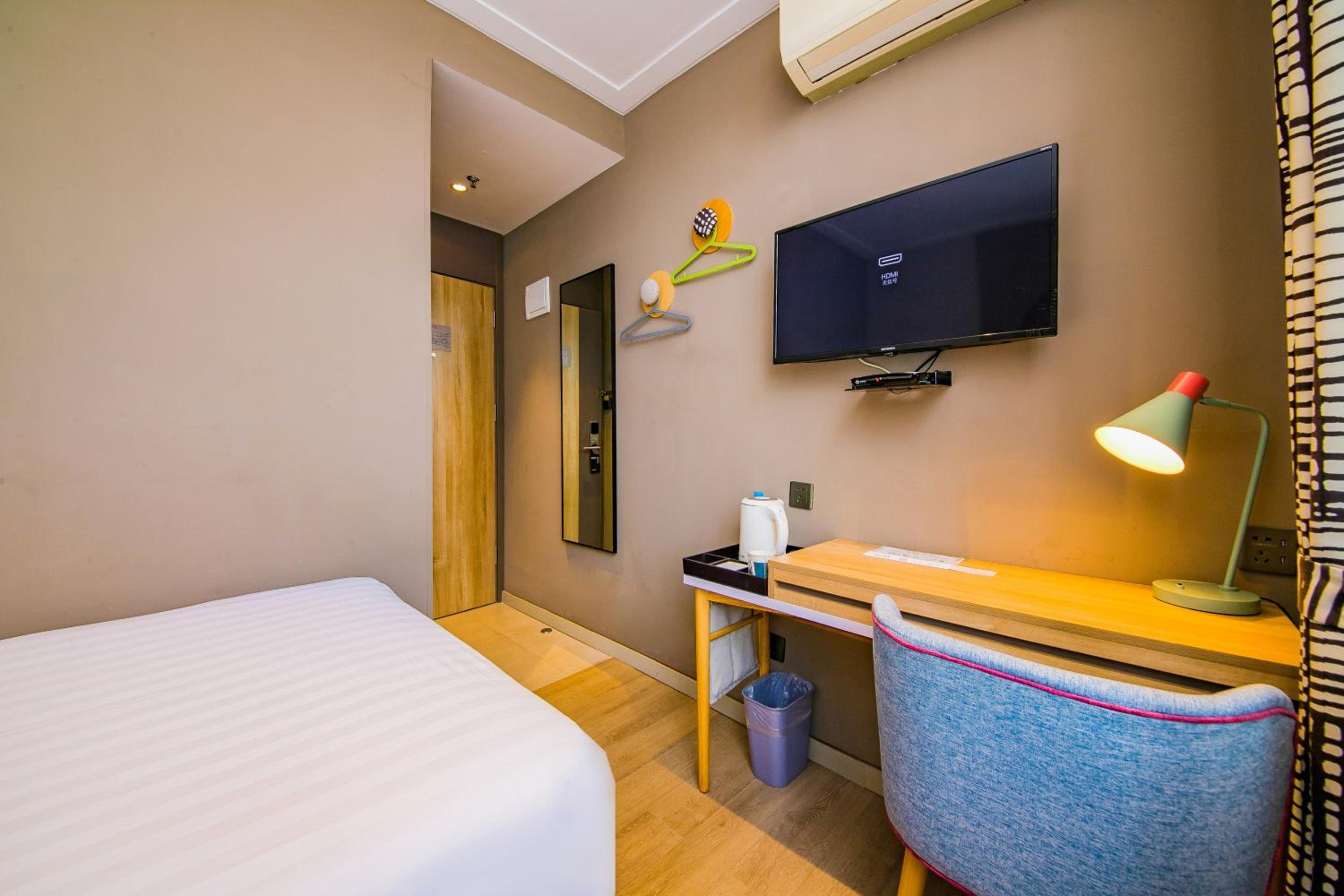 Mainland Chinese Citizens - Single Room - Photo 3
