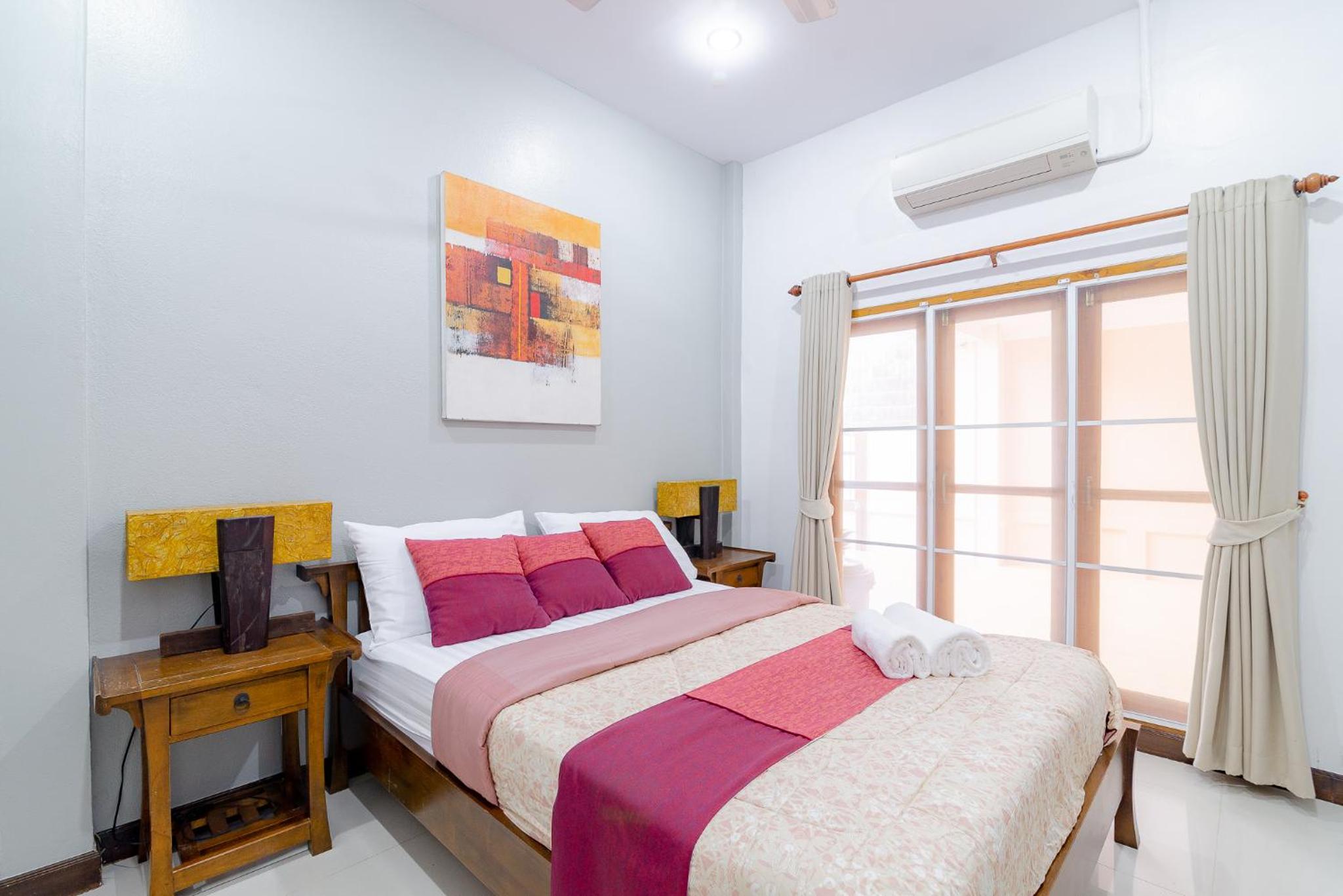 Three-Bedroom Villa photo 3