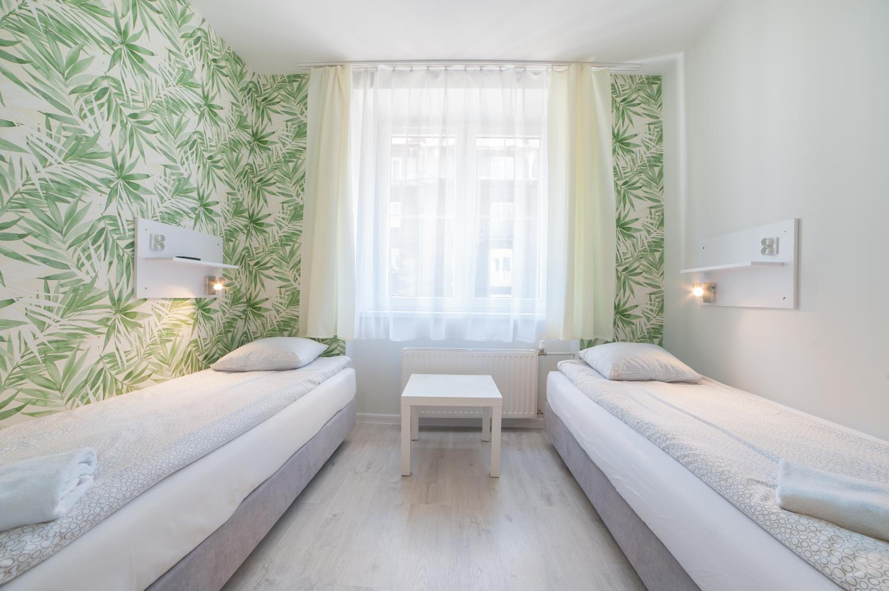 Deluxe Twin Room with Bathroom photo 2