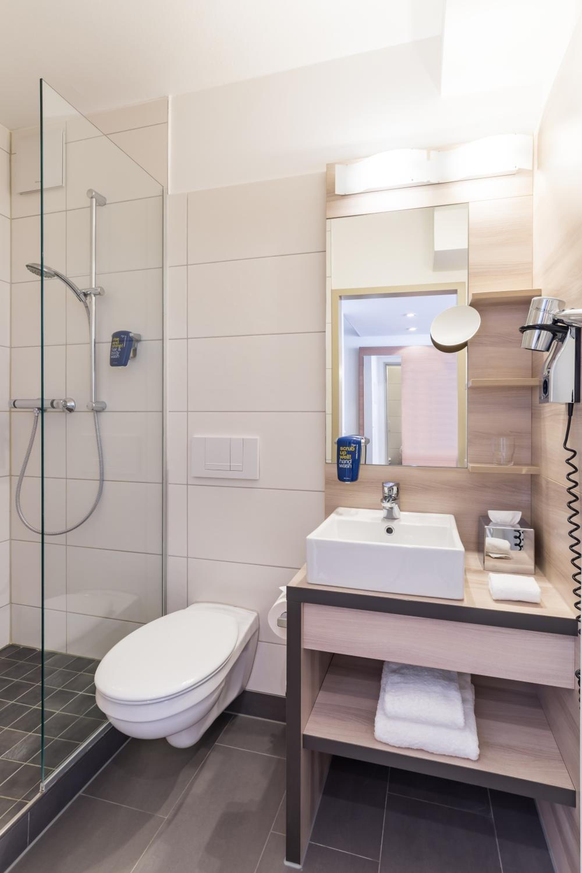 Double Room - Photo 2