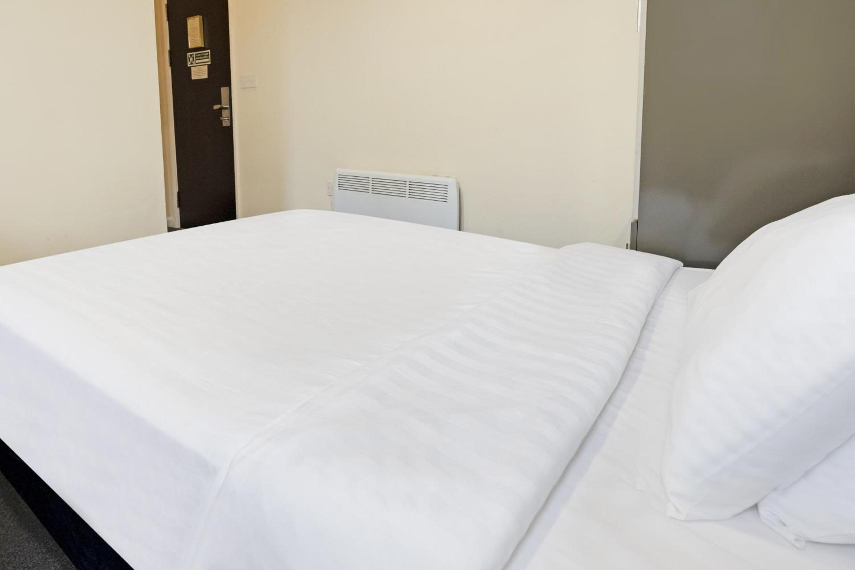 Standard Single Room - Photo 5