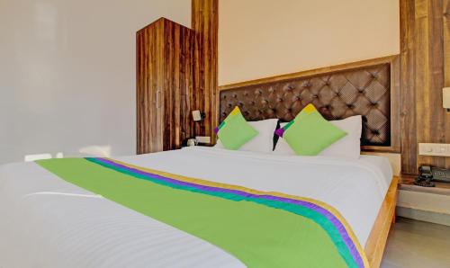 Deluxe Double Room photo 3