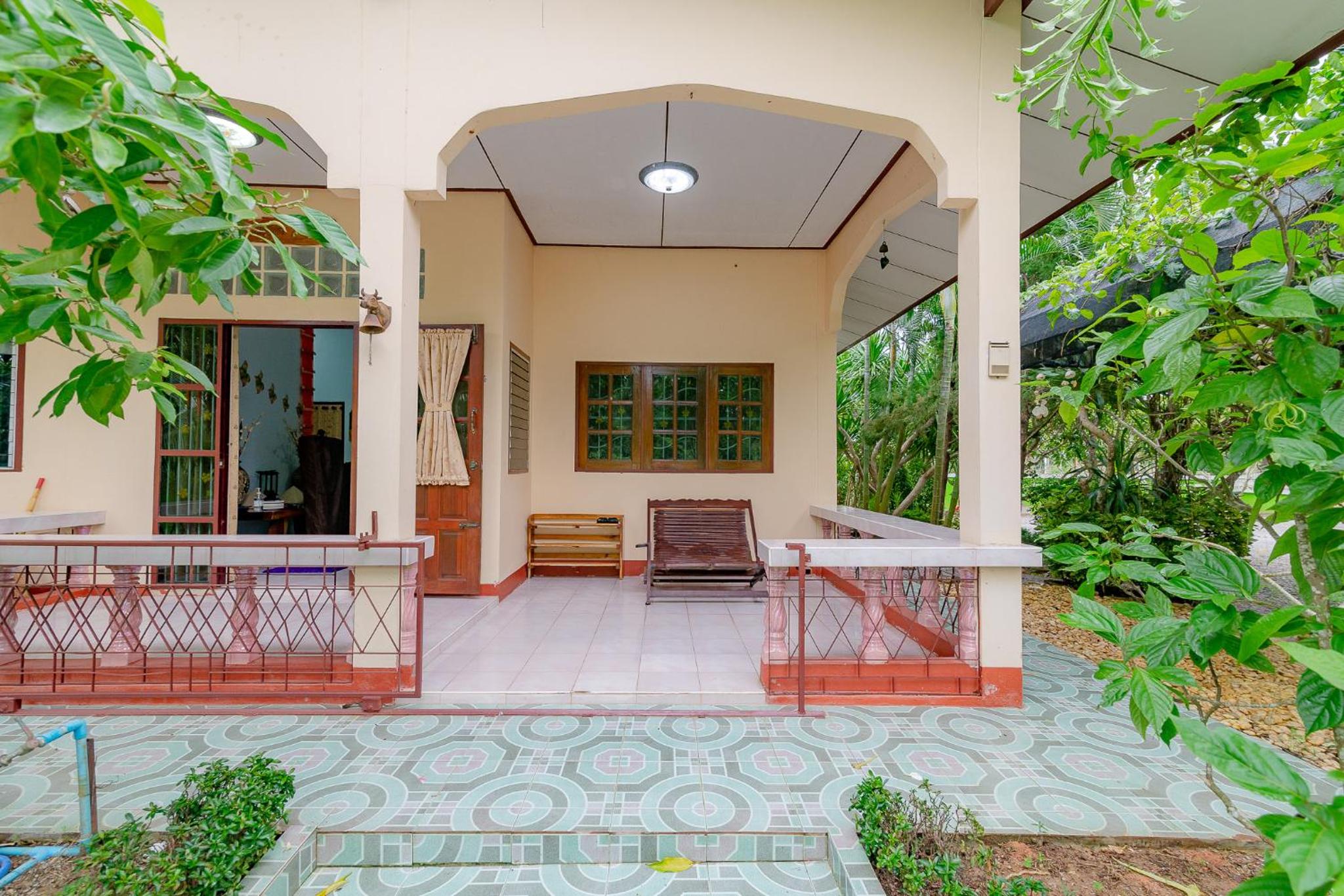 Two-Bedroom Villa - Photo 8