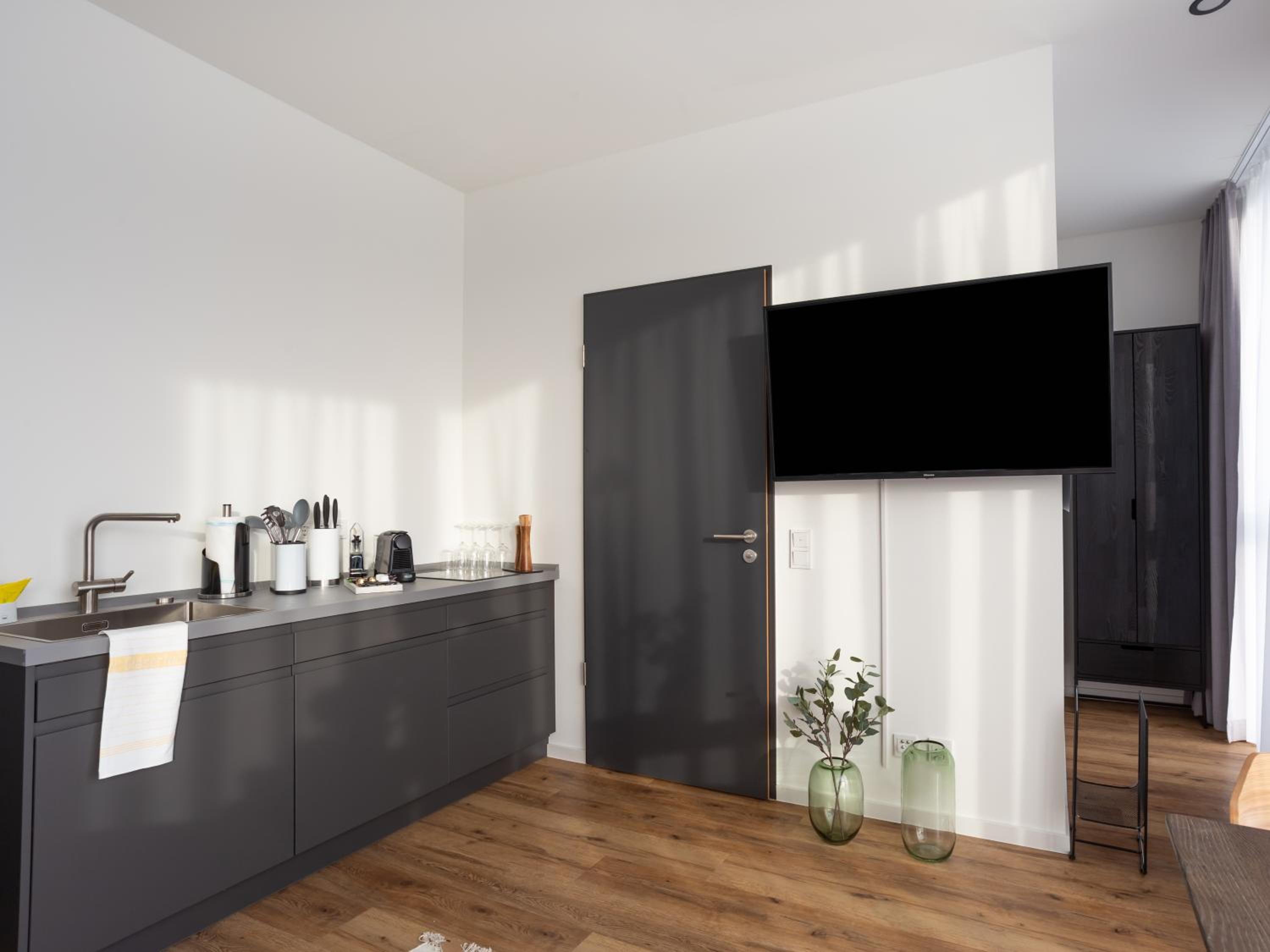 Suite S photo 2