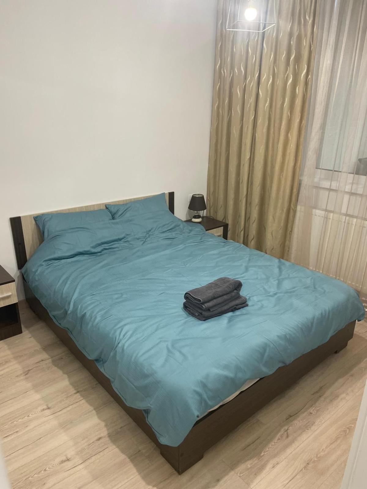 One-Bedroom Apartment - Photo 1
