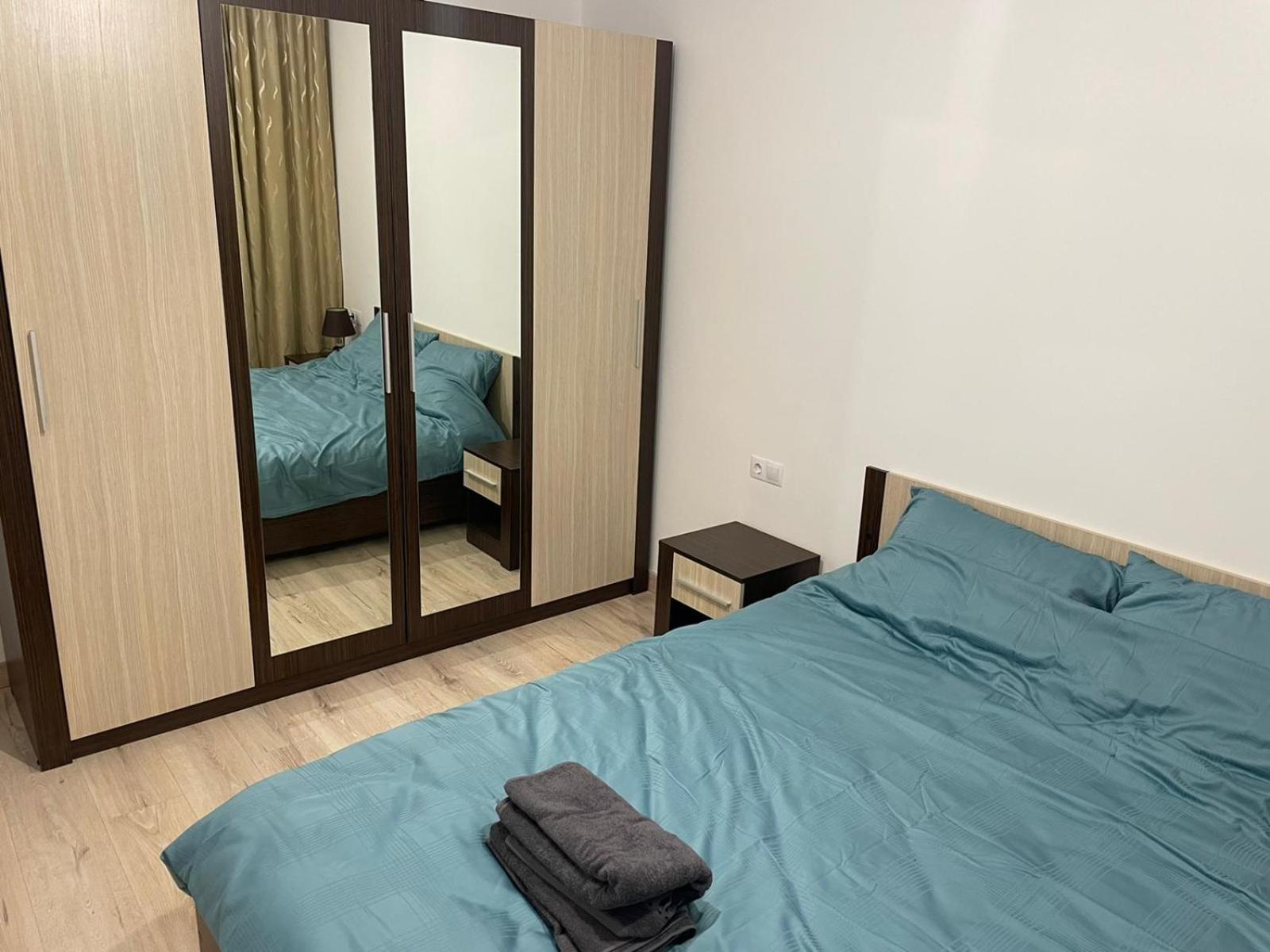 One-Bedroom Apartment - Photo 6