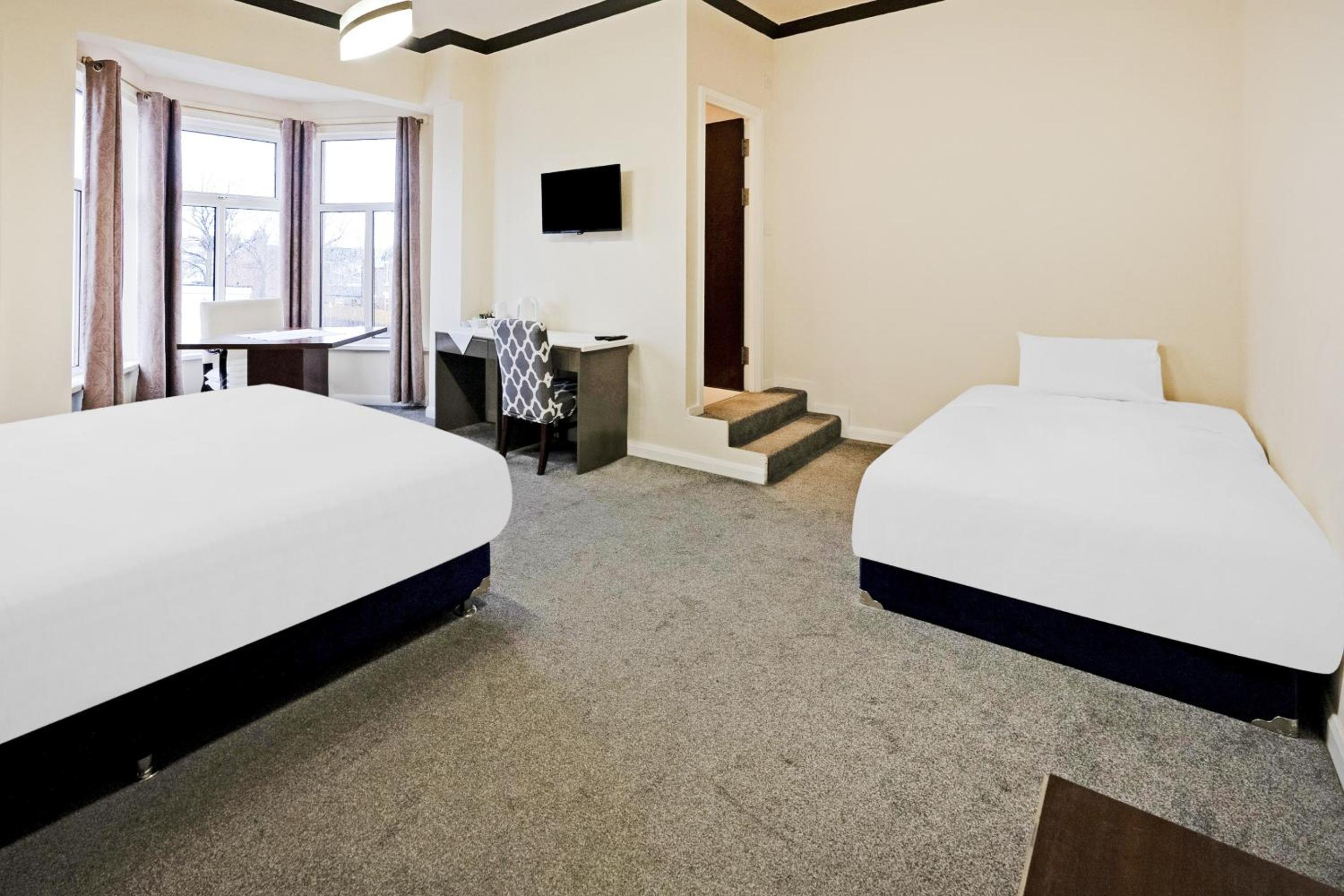 Standard Triple Room - Photo 23