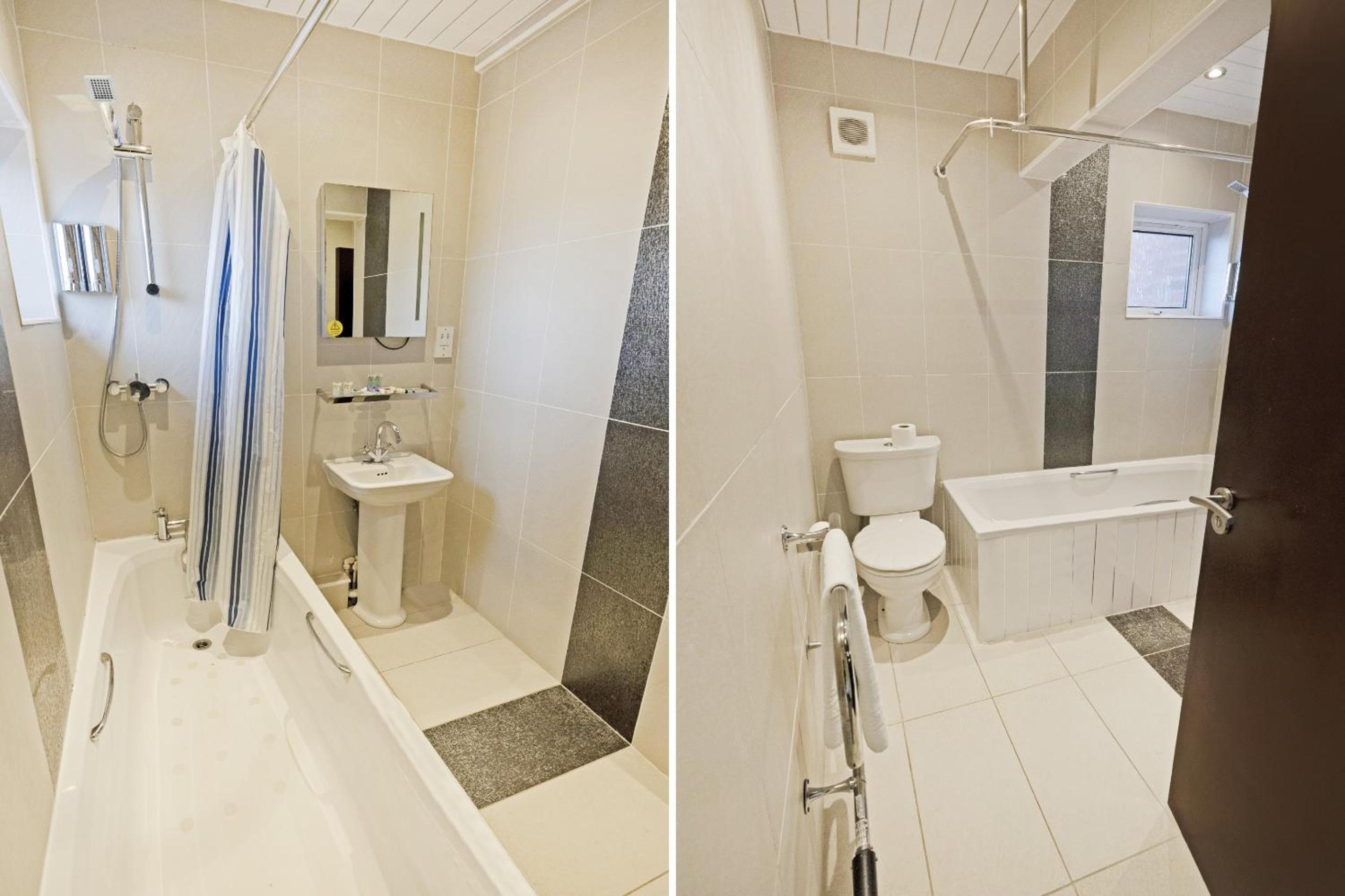 Standard Triple Room - Photo 16