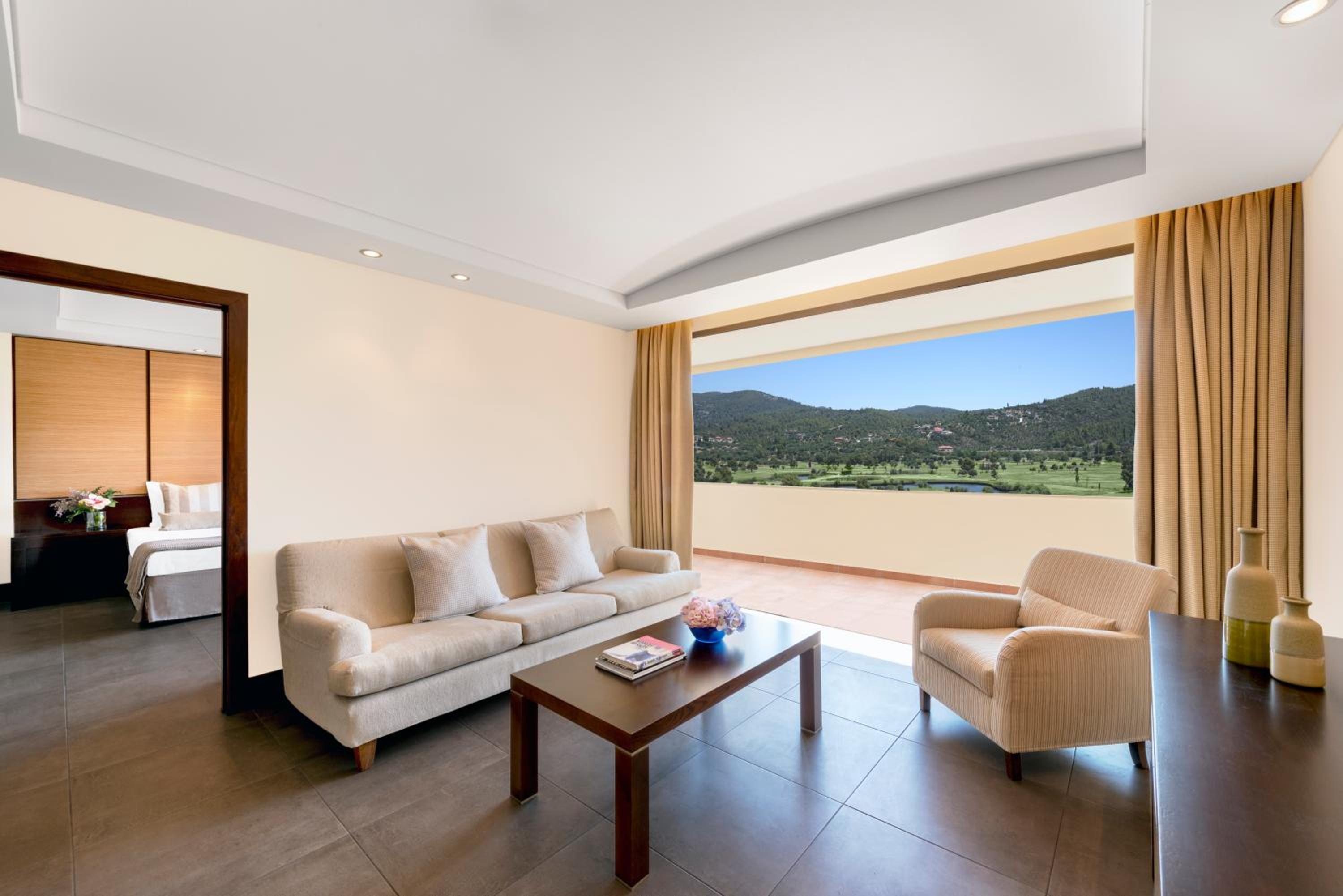 Suite Golf View - Photo 2