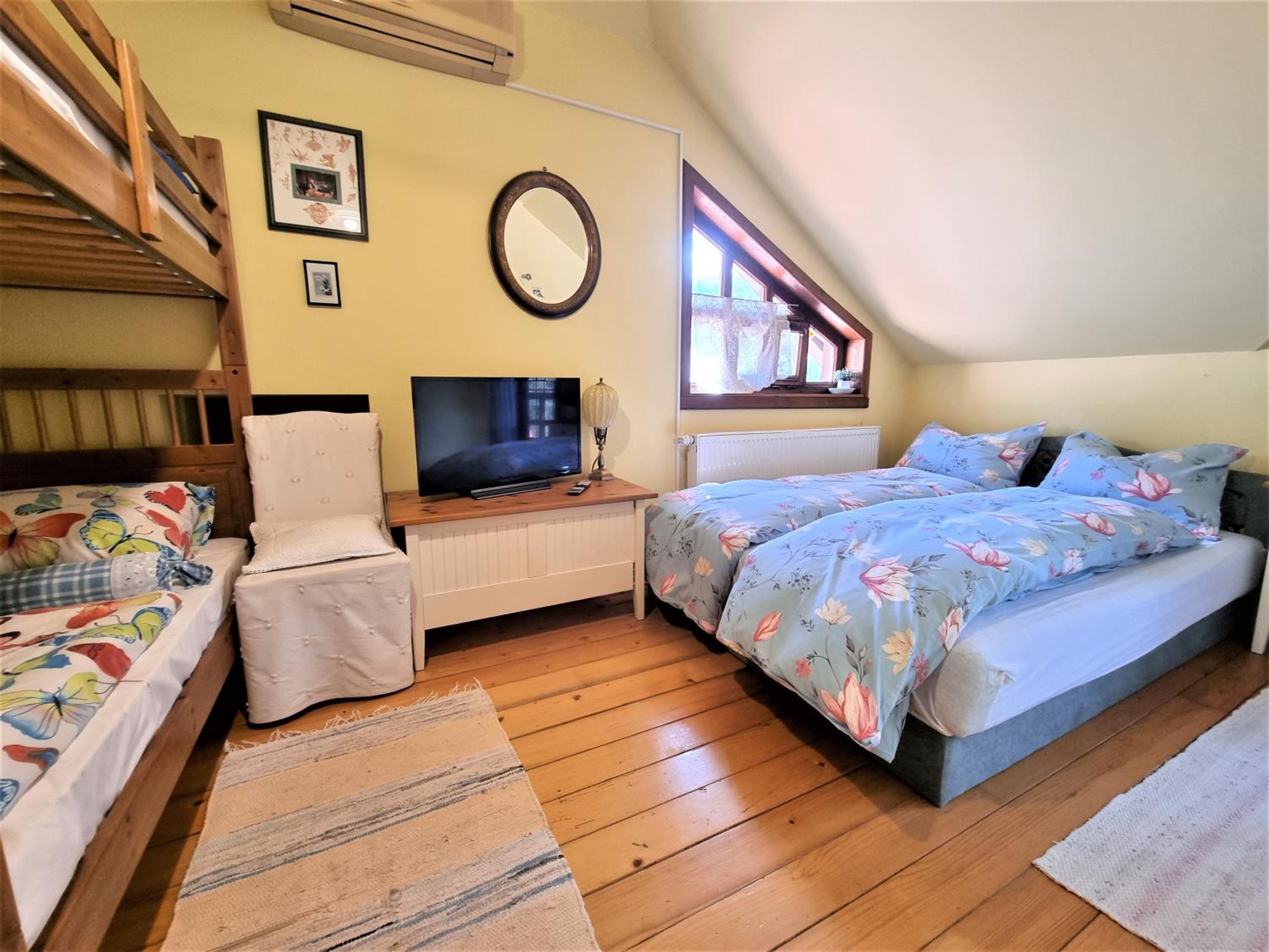 Quadruple Room with Balcony