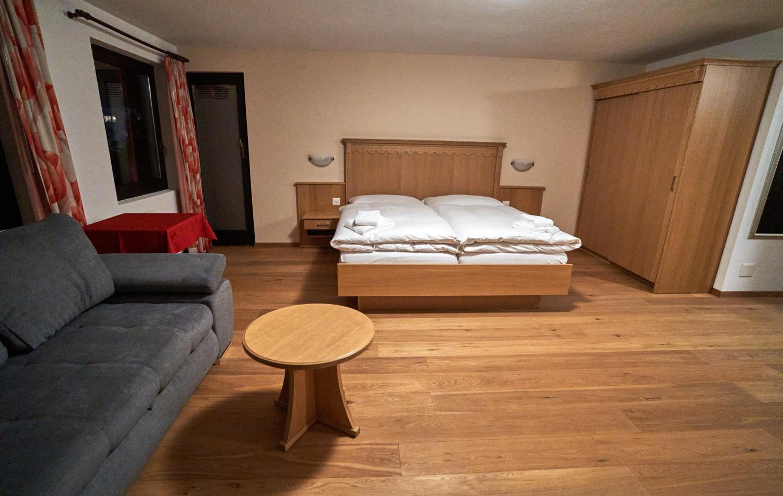Studio Apartment