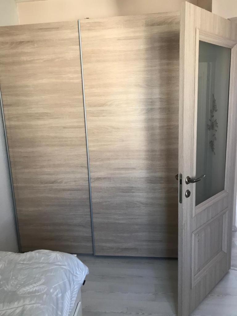 Three-Bedroom Apartment - Photo 8