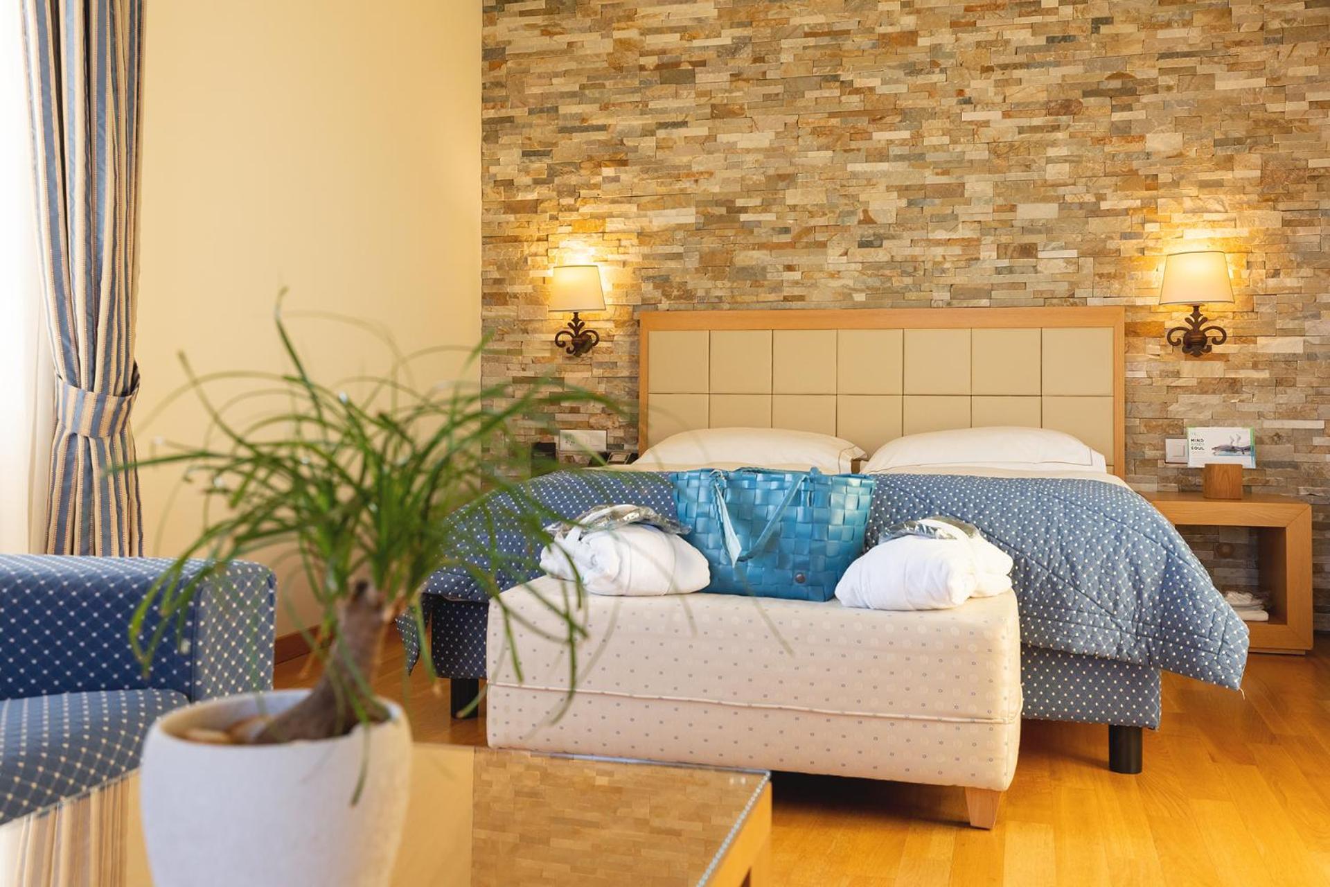 Comfort Double Room with Lake View  - Photo 1