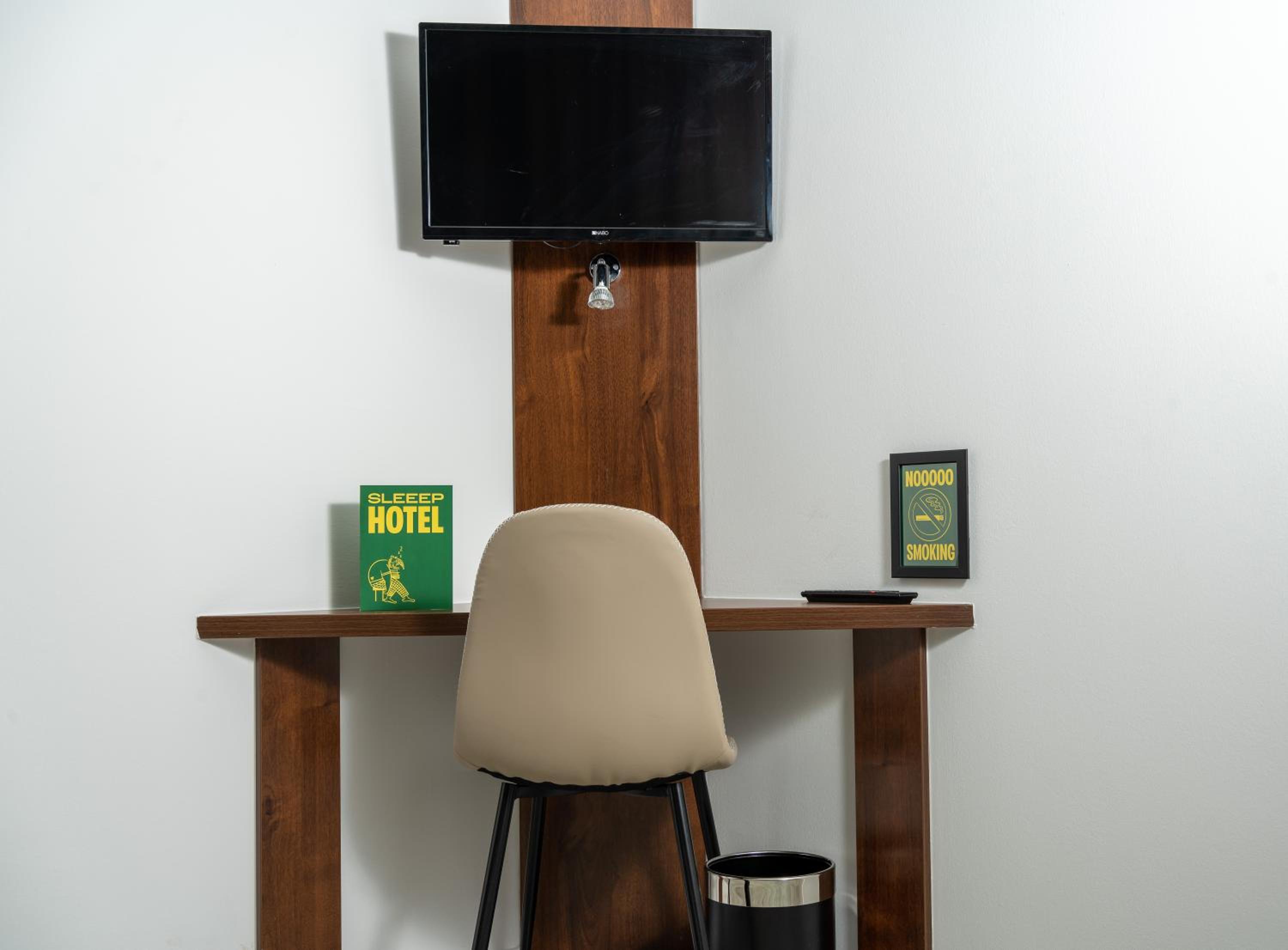 Single Room photo 3