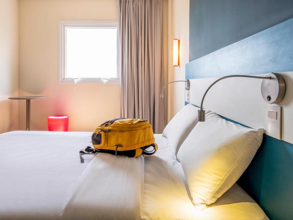 Standard Double Room - Photo 4