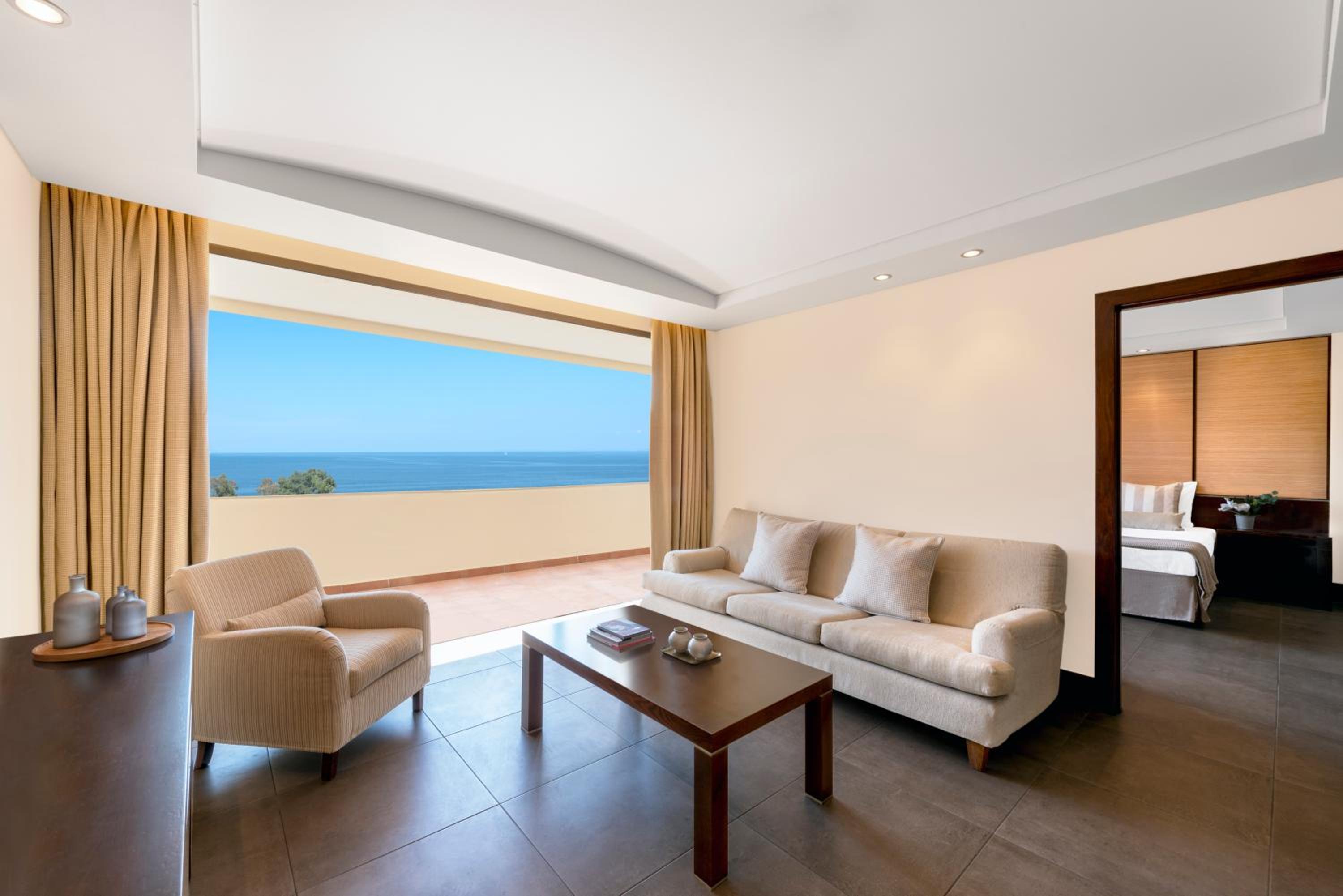 Suite Sea or Marina View - Photo 2