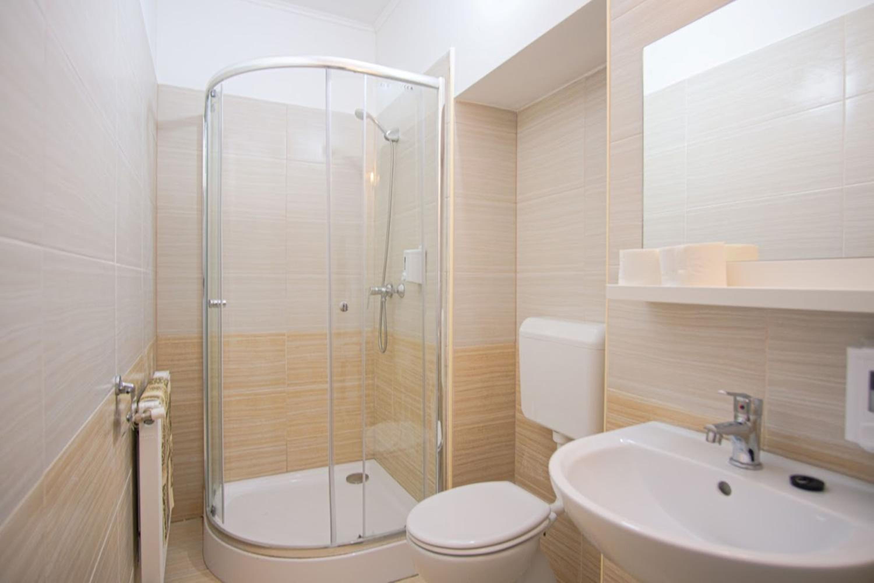 Double Room - Photo 49