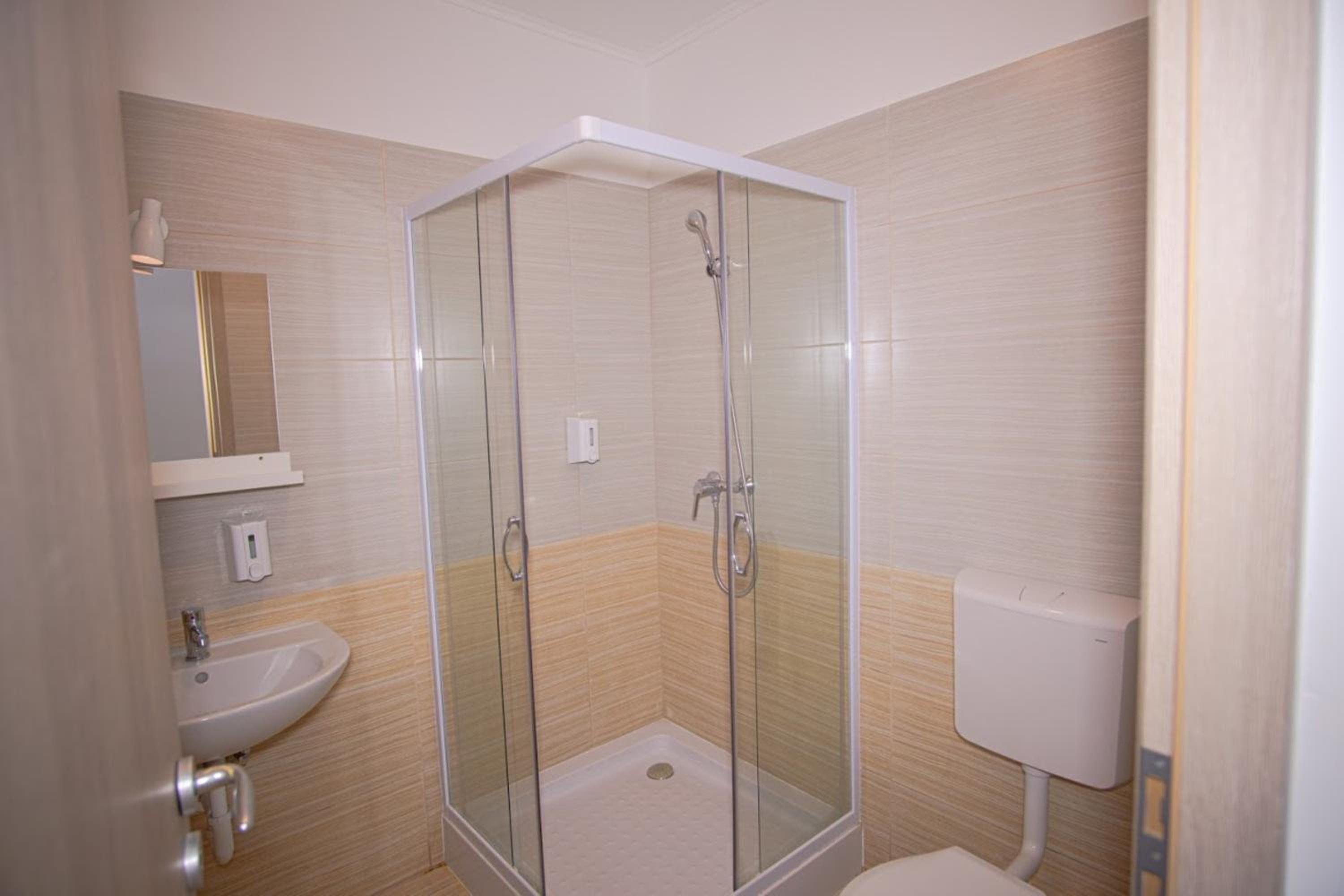 Double Room - Photo 51