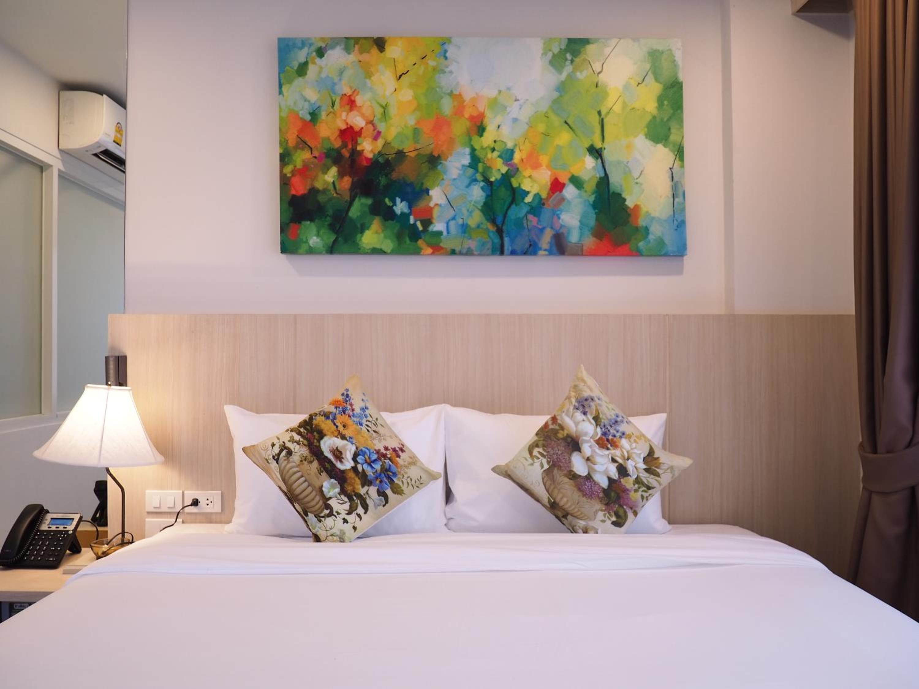 Superior King Room - Photo 44