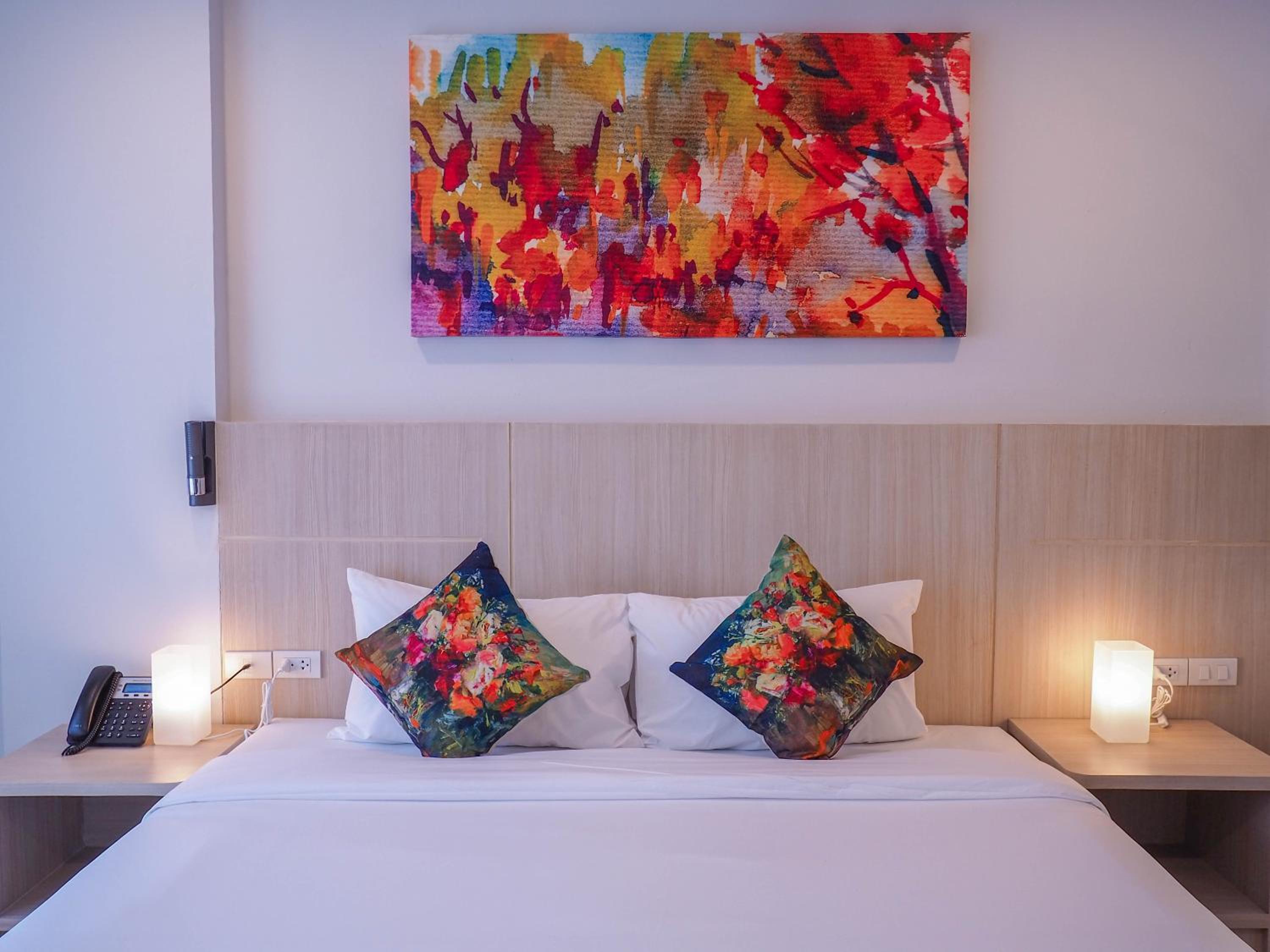 Superior King Room - Photo 43