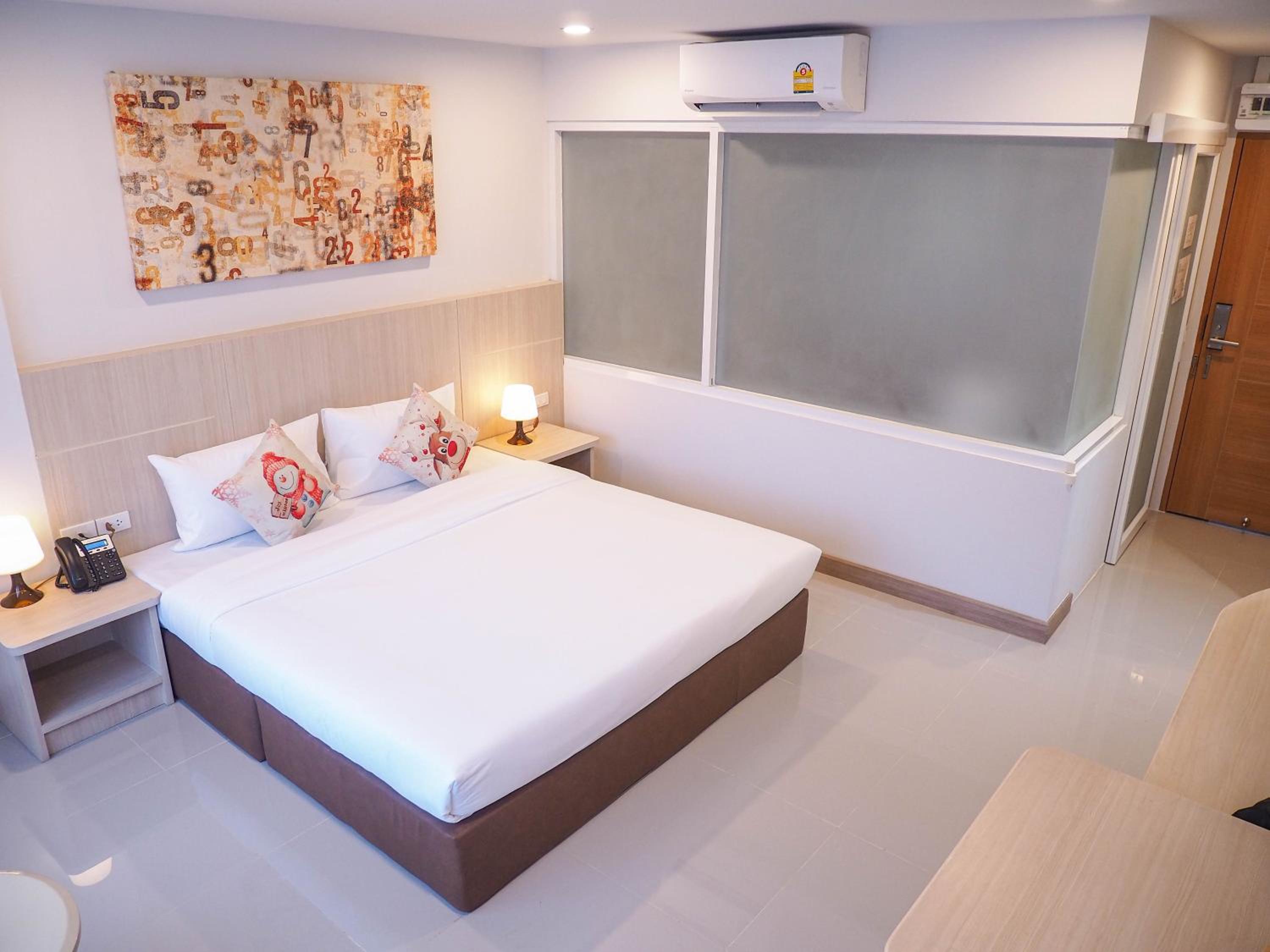 Superior King Room - Photo 27