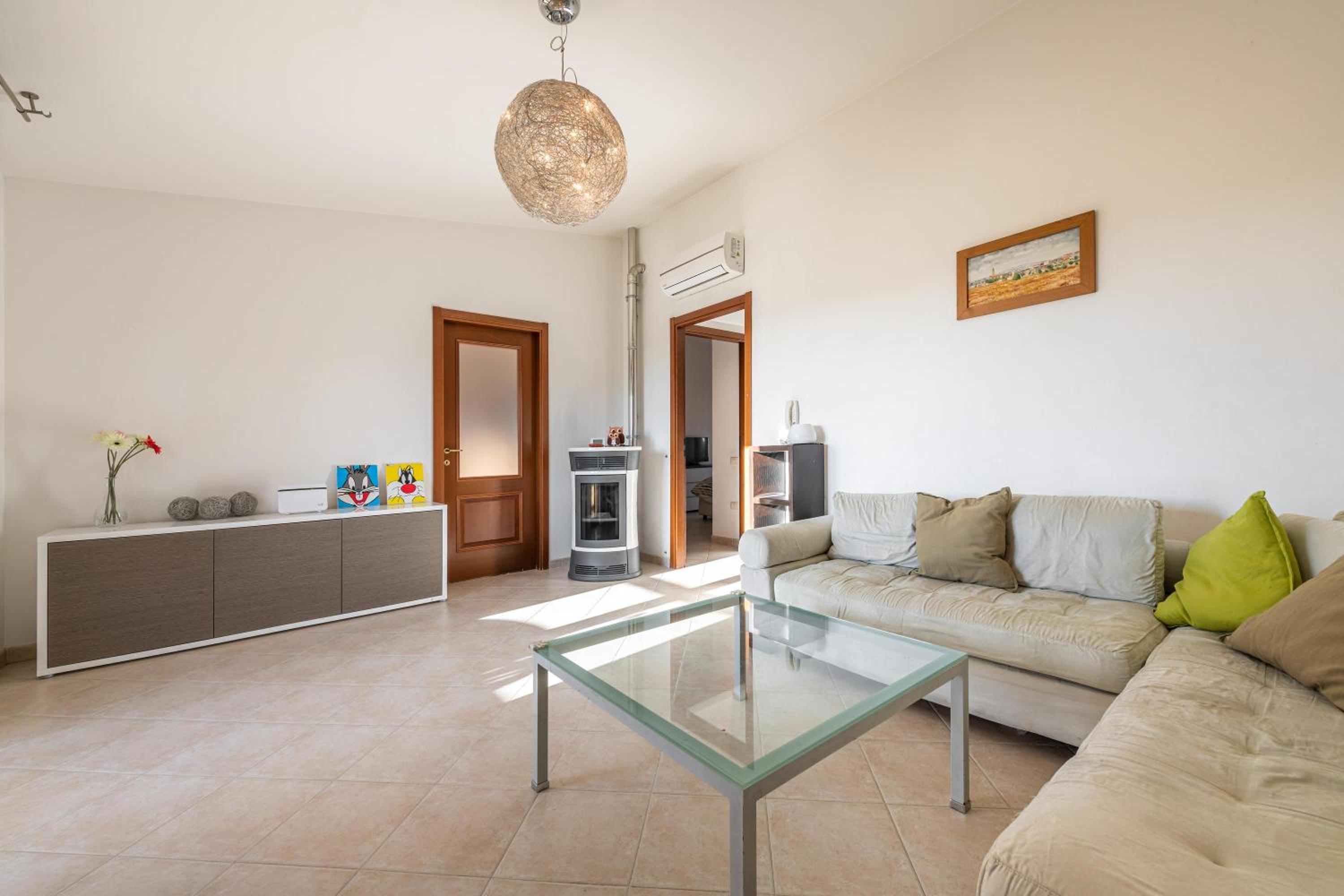 Two-Bedroom Deluxe Apartment with Balcony photo 3