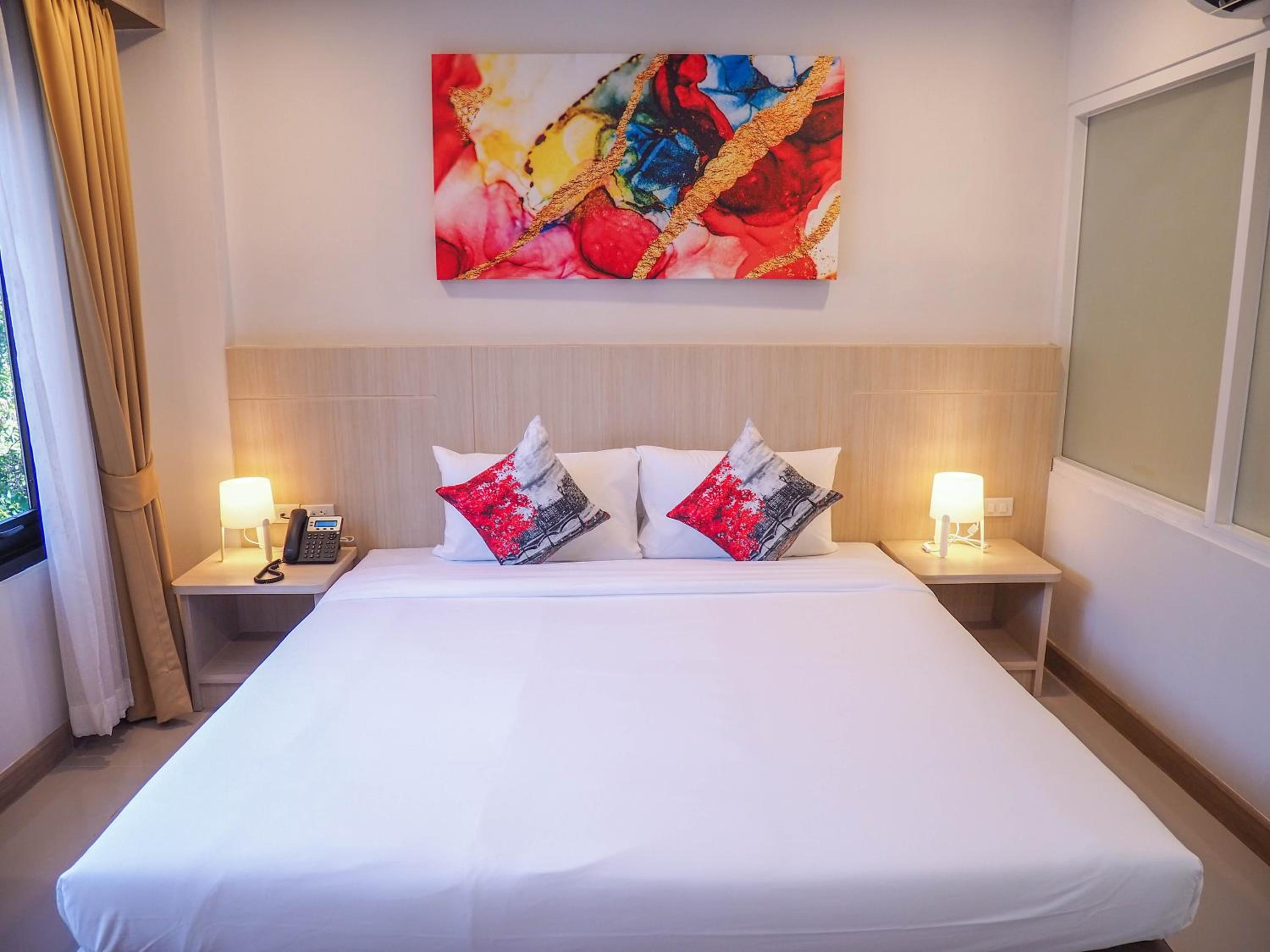 Superior King Room - Photo 22