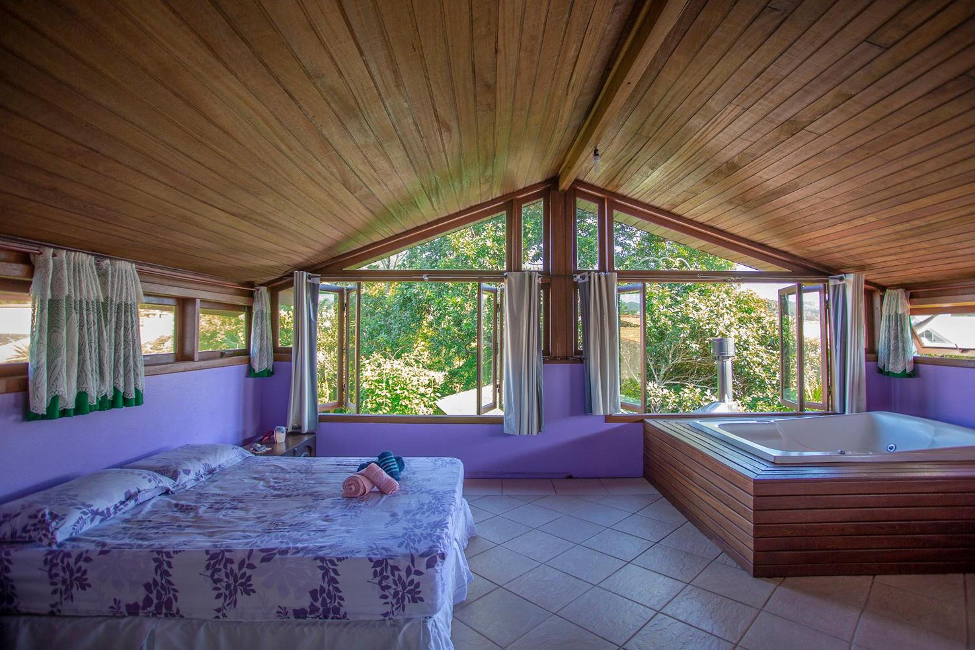 Triple Room with Bath - Photo 17