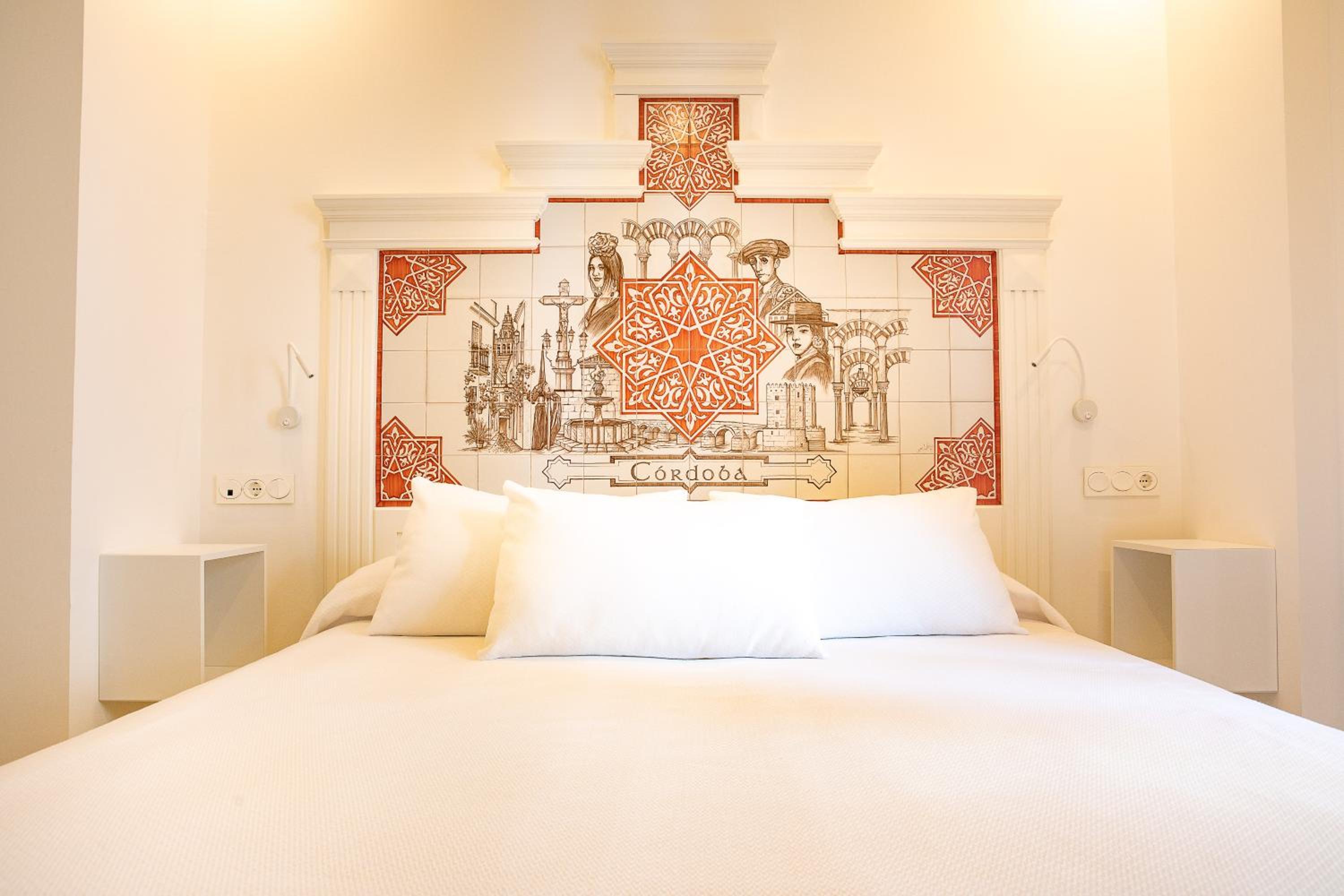 Double or Twin Room - Photo 5