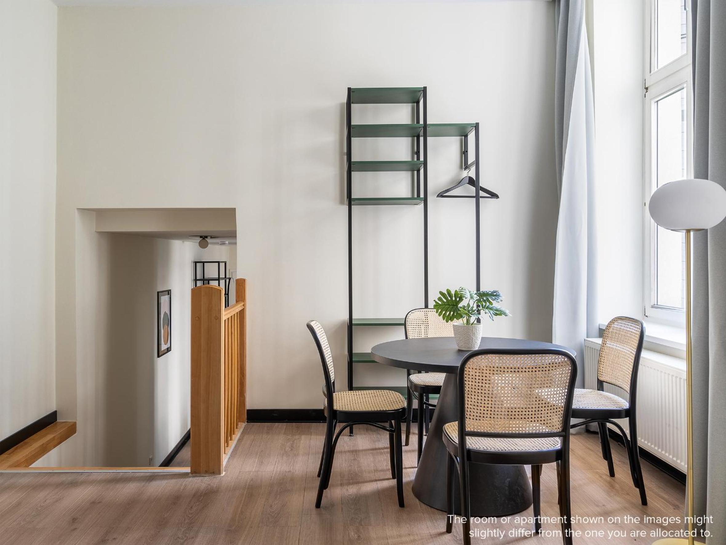 1 Bedroom Apartment with Sofa Bed photo 2