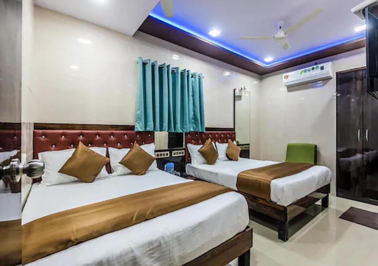 Deluxe Quadruple Room - Photo 3