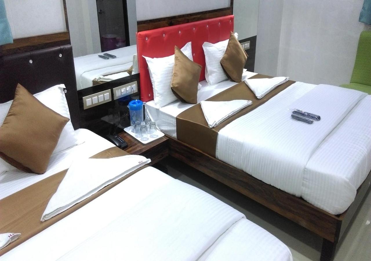 Deluxe Quadruple Room - Photo 6