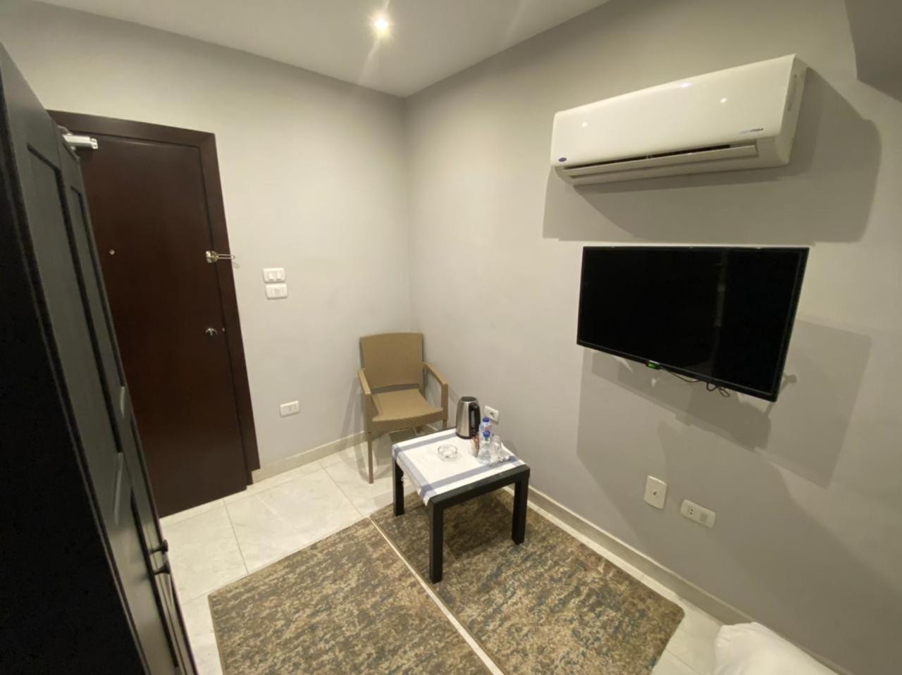 Budget Single Room