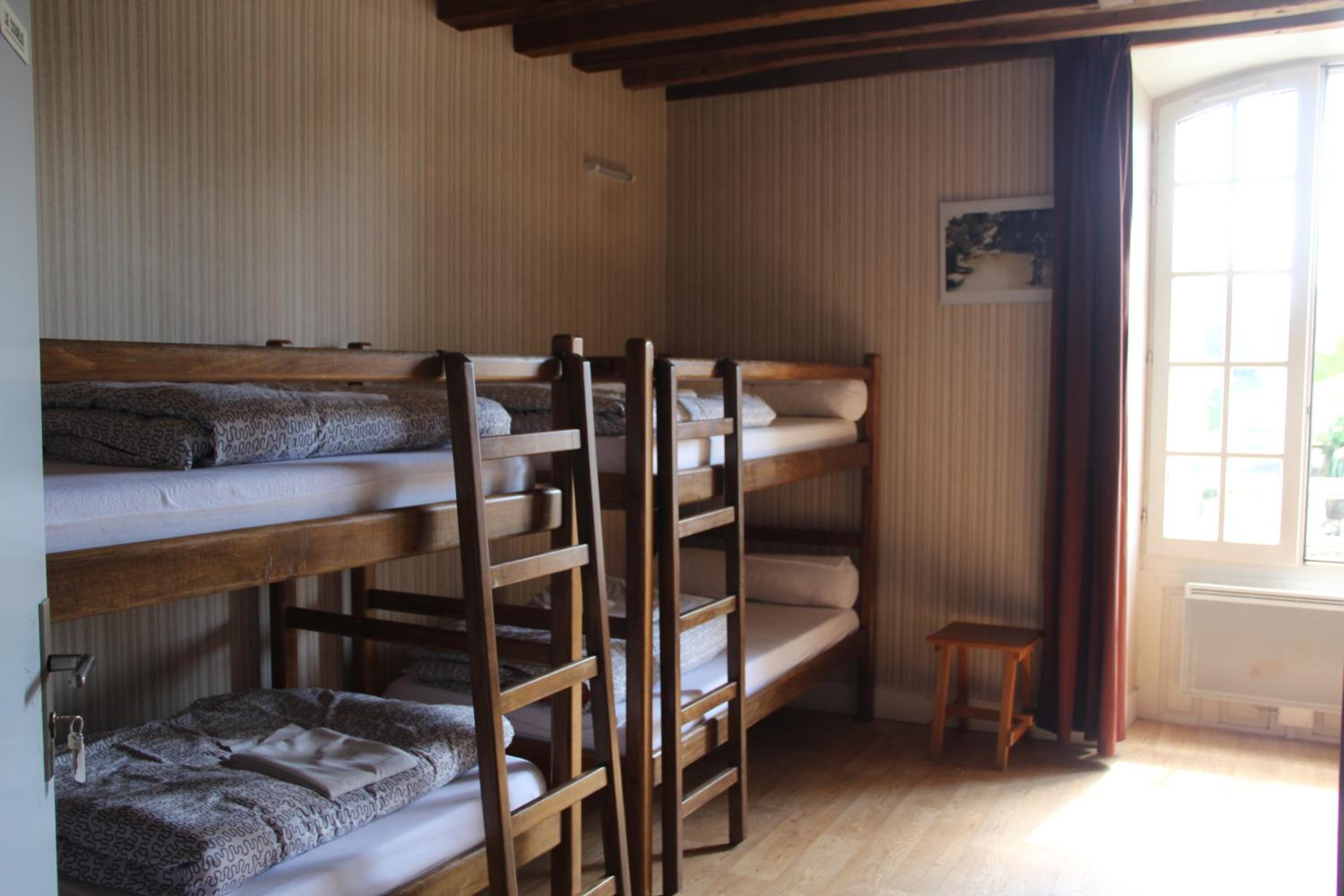 Quadruple Room with Shared Bathroom photo 1