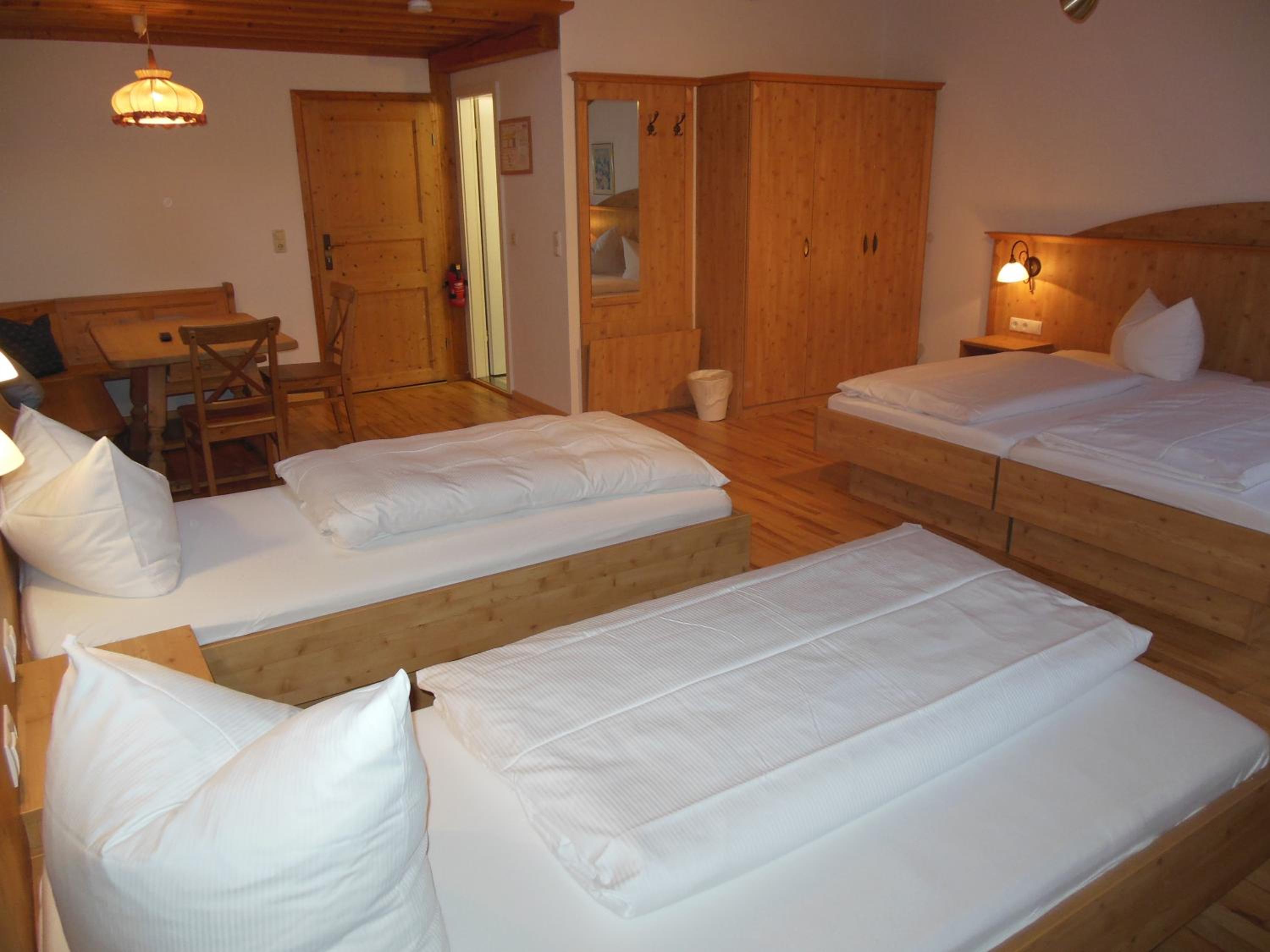Standard Quadruple Room photo 1